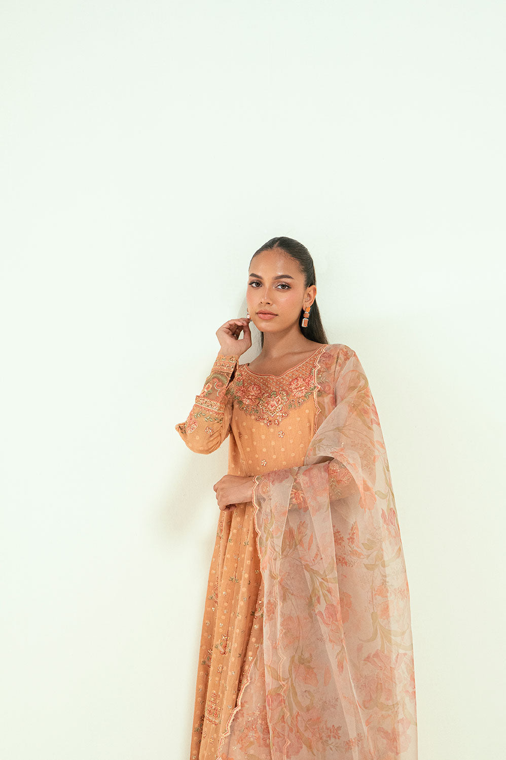 SS25DA-2694 ORANGE 2PCS EMBROIDERED PISHWAS WITH TROUSER