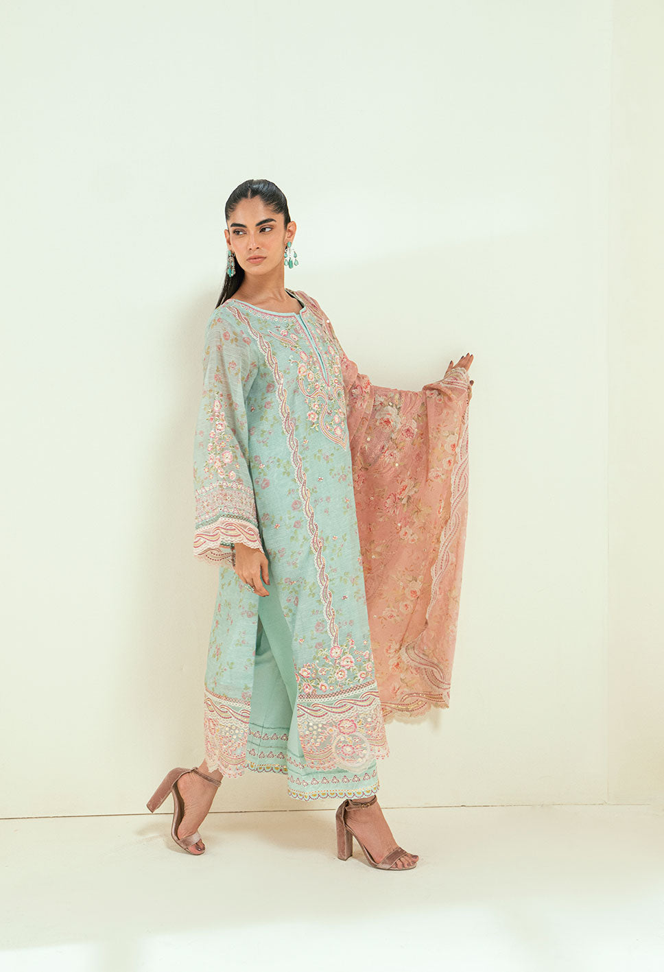 SS25DA-2722 L-GREEN 2PCS EMBROIDERED KURTA WITH TROUSER