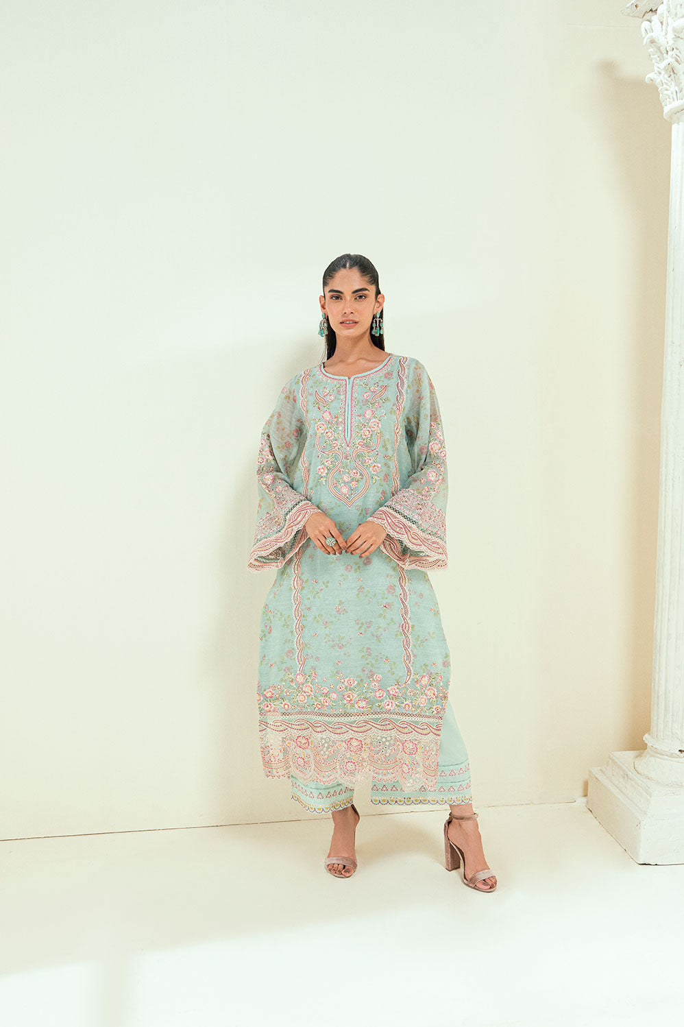 SS25DA-2722 L-GREEN 2PCS EMBROIDERED KURTA WITH TROUSER