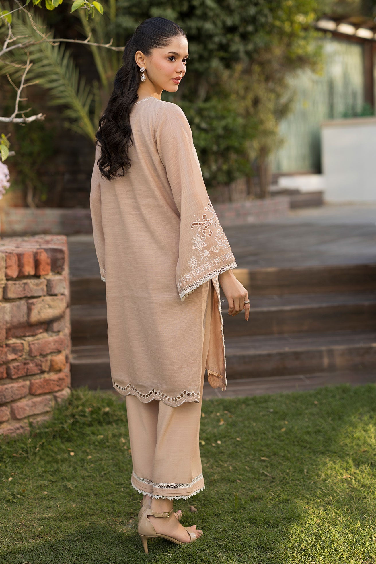 SS25DA-2763 BEIGE 2PCS EMBROIDERED KURTA WITH TROUSER