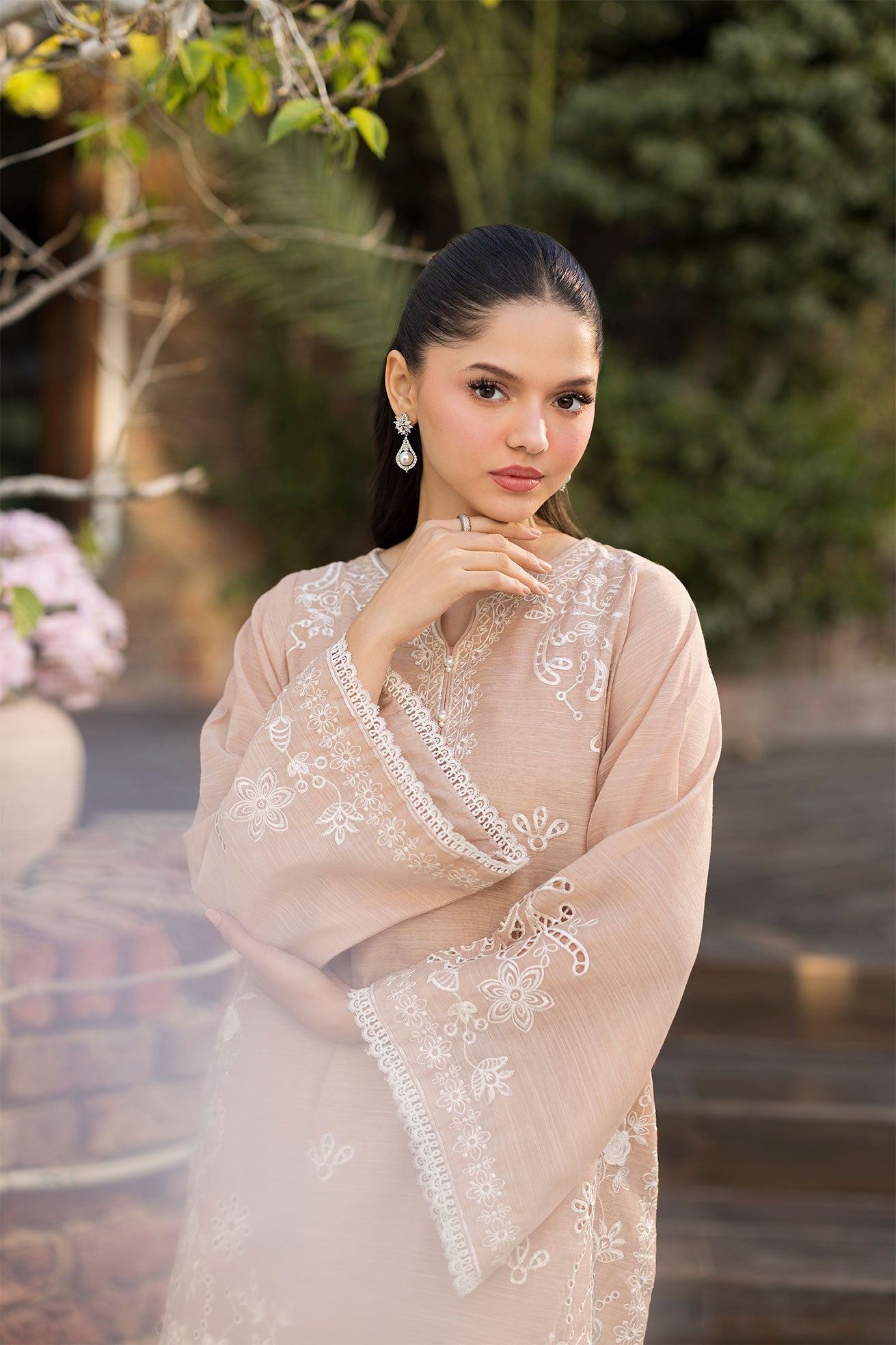 SS25DA-2763 BEIGE 2PCS EMBROIDERED KURTA WITH TROUSER