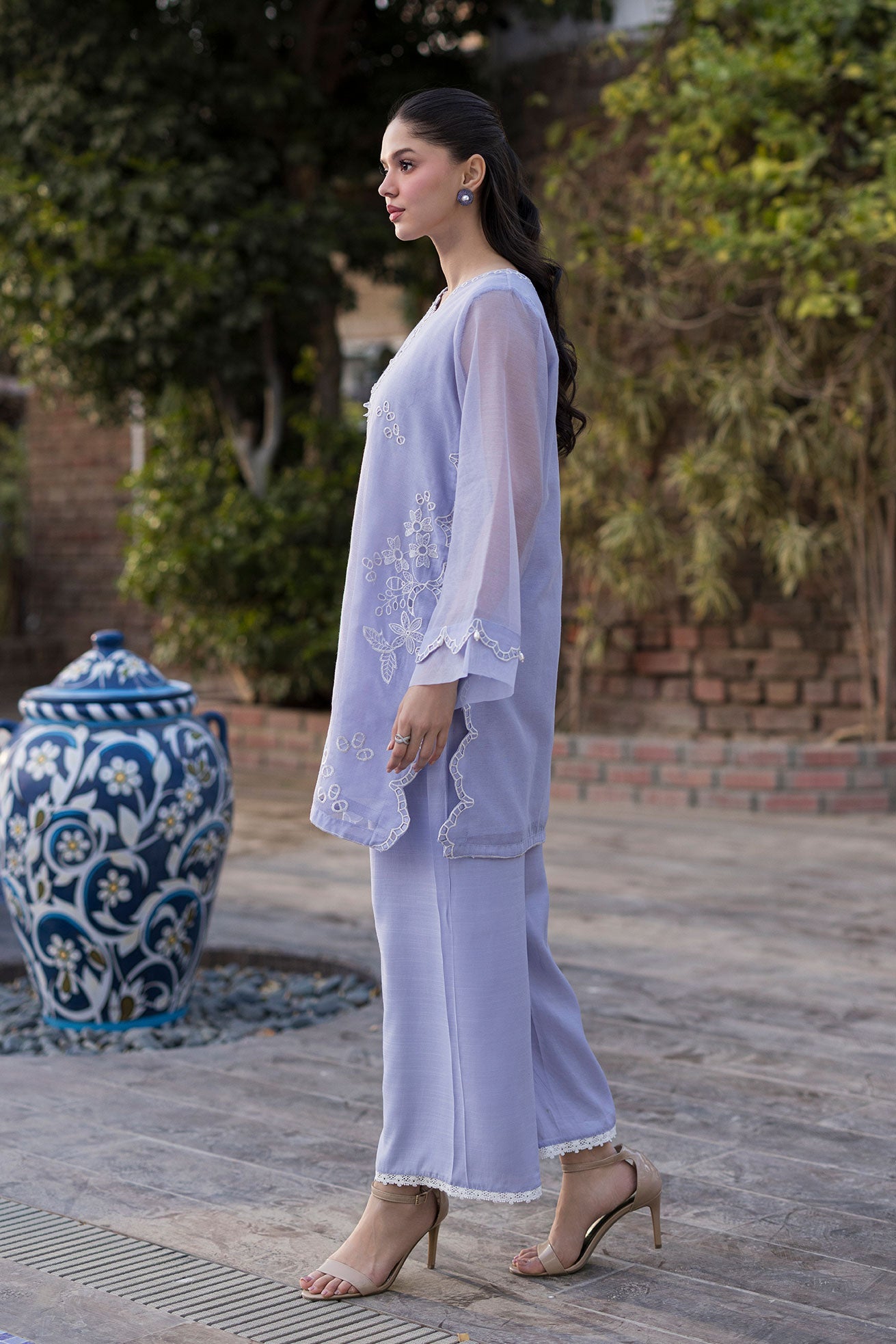 SS25DA-2769 LAVENDER 2PCS EMBROIDERED KURTA WITH TROUSER