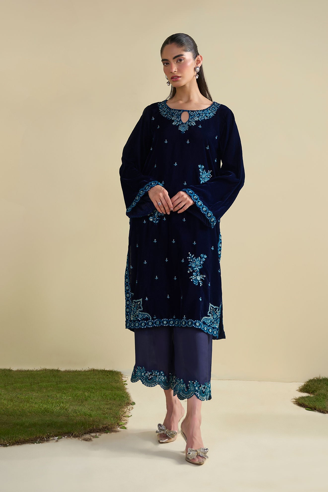 https://cdn.shopify.com/s/files/1/0587/3080/7460/files/DA-2801-_5.jpg?v=1771077383