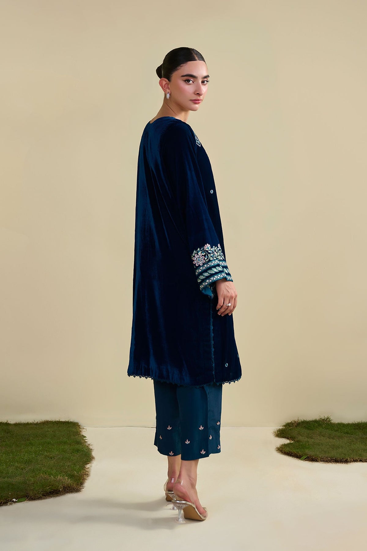 FW 25` Velvet Drop 1