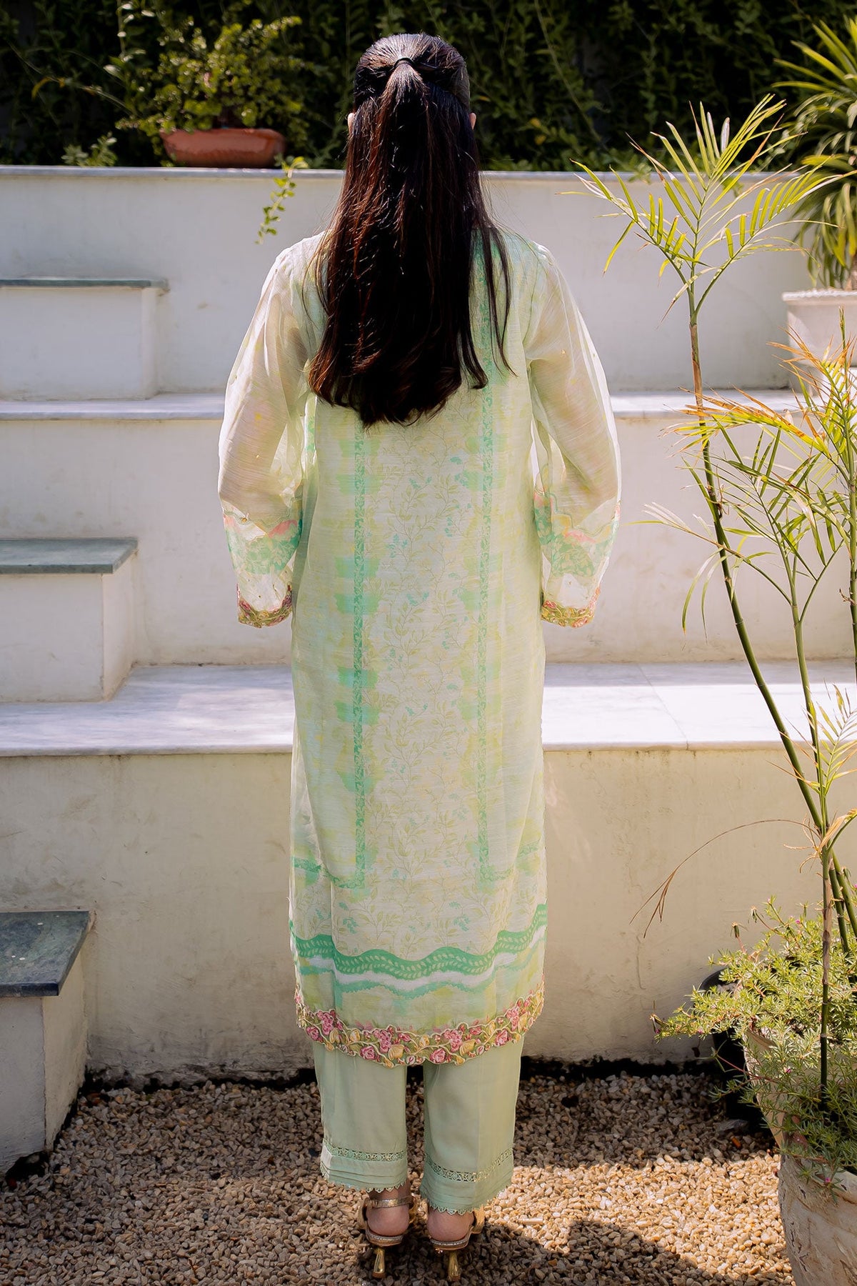 FW25DA-2859 GREEN 2PCS EMBROIDERED KURTA WITH TROUSER