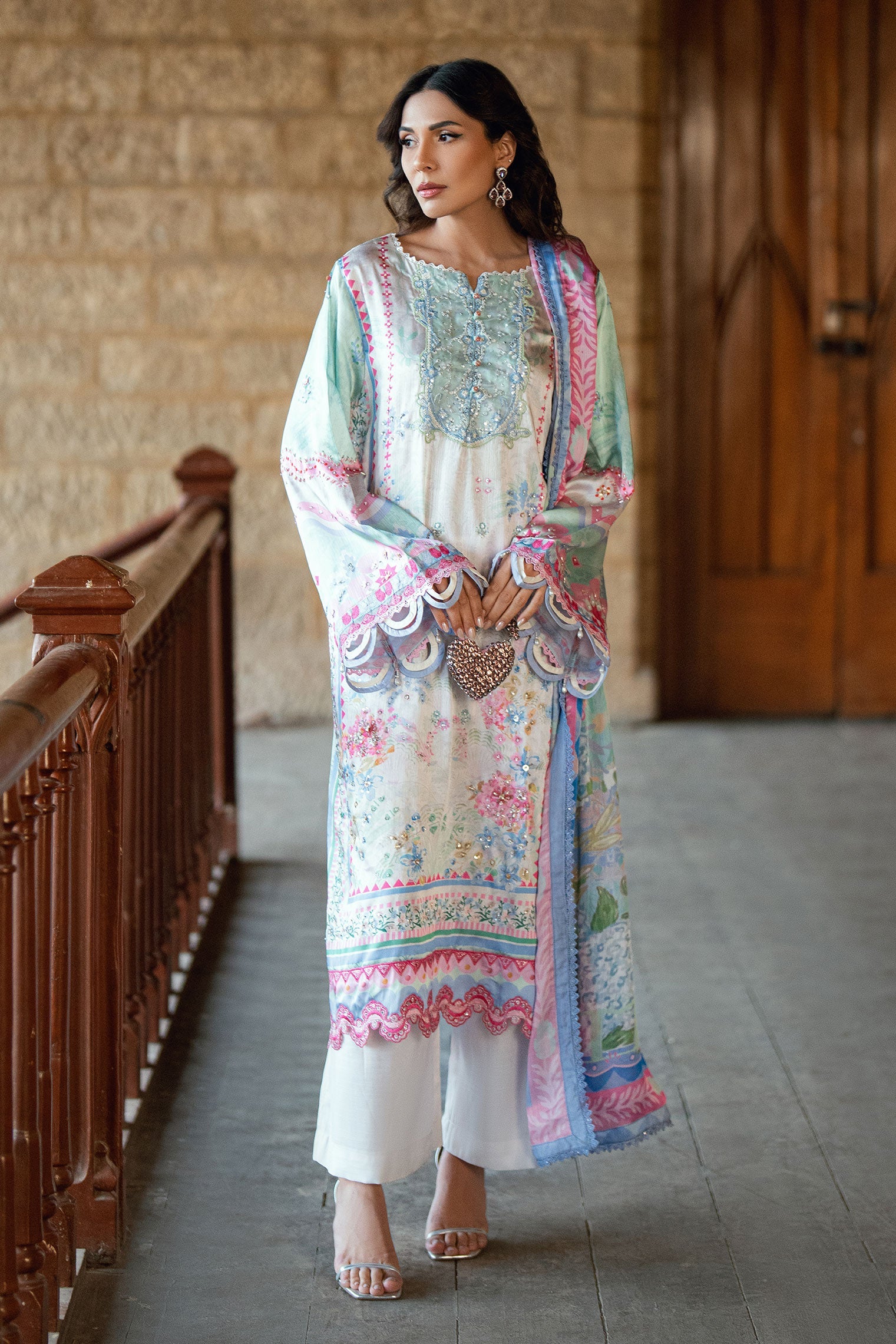 SS26DA-2899 L-GREEN 2PCS HAND EMBELLISHED KURTA WITH TROUSER