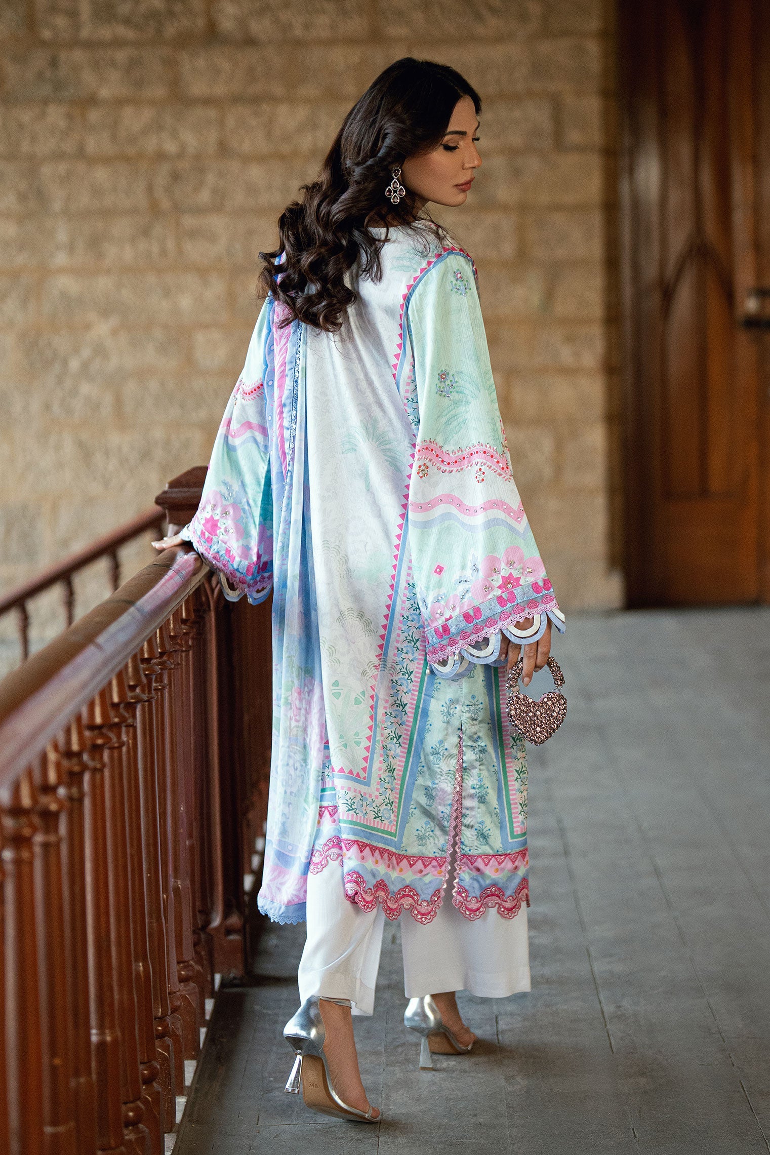 SS26DA-2899 L-GREEN 2PCS HAND EMBELLISHED KURTA WITH TROUSER