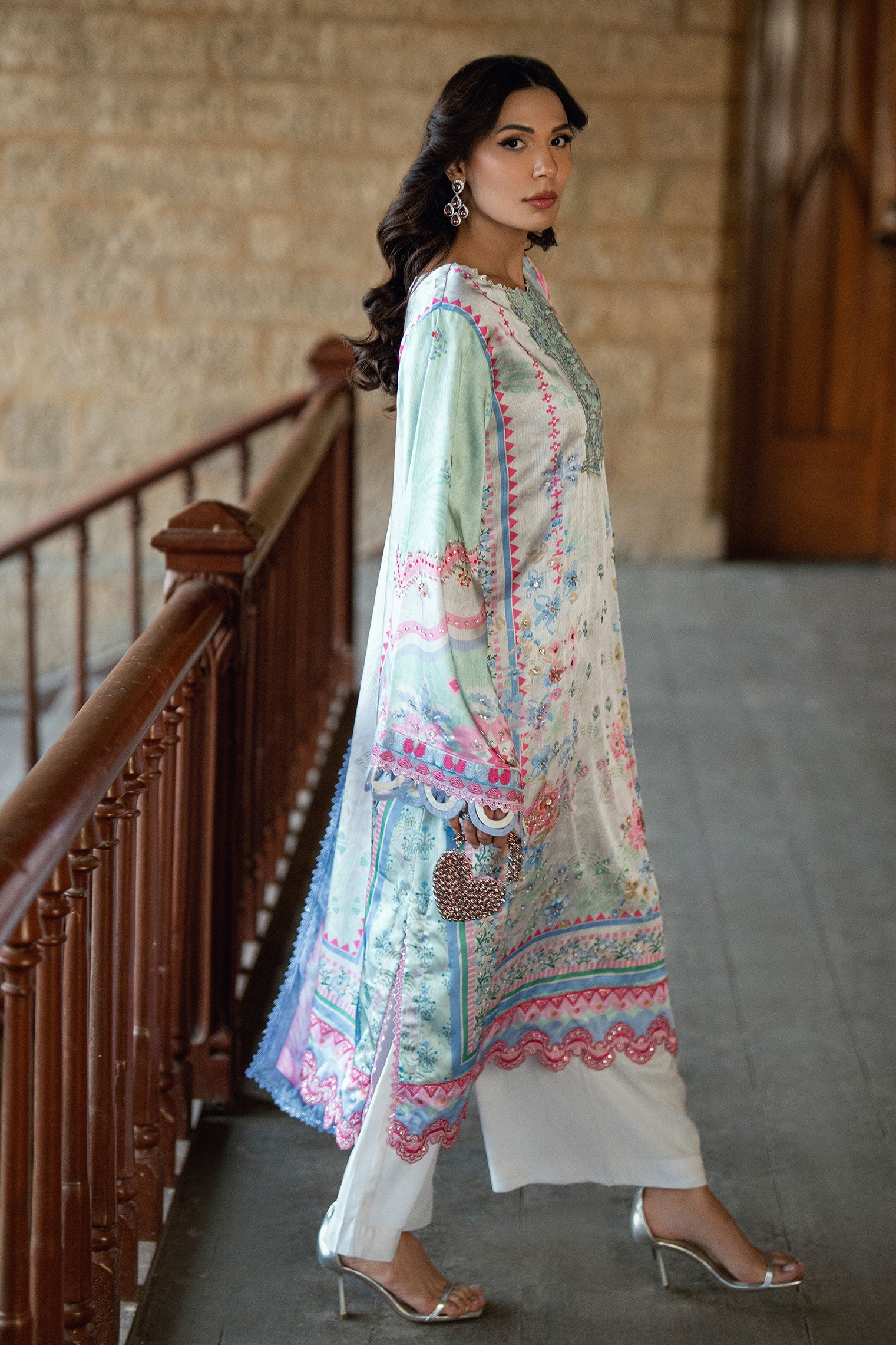 SS26DA-2899 L-GREEN 2PCS HAND EMBELLISHED KURTA WITH TROUSER