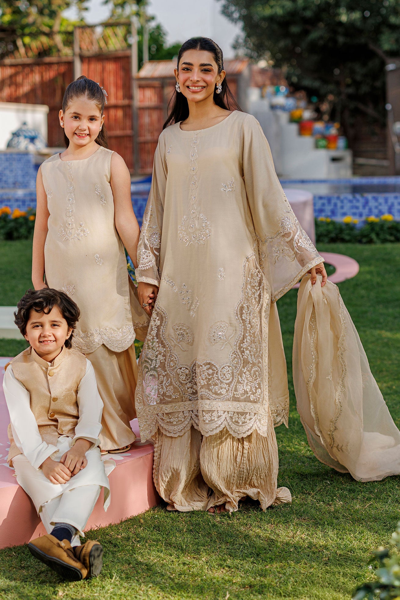 SS26DA-2901 BEIGE 2PCS EMBROIDERED KURTA WITH TROUSER