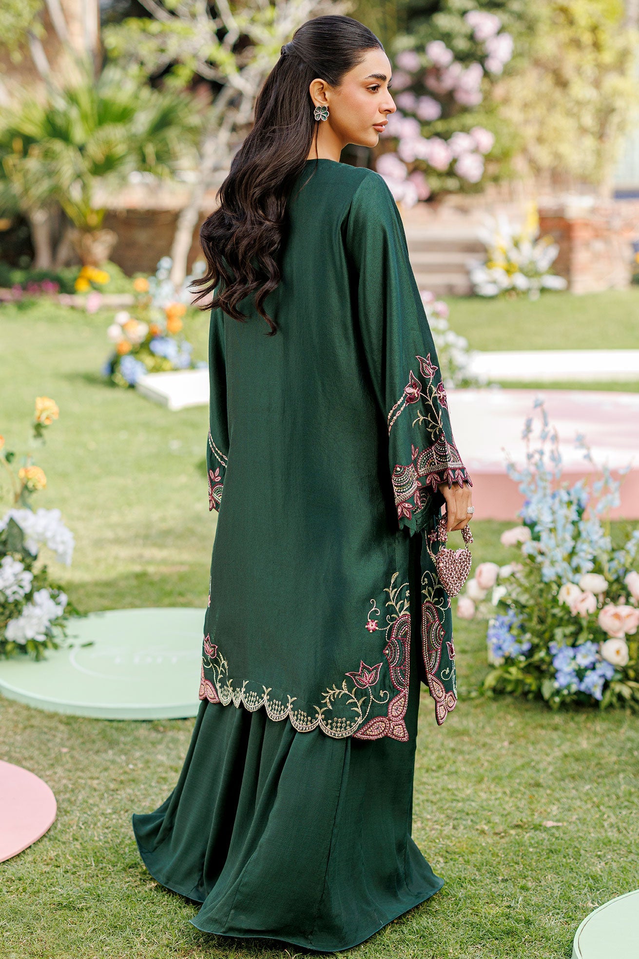 SS26DA-2902 BOTTLE GREEN 2PCS EMBROIDERED KURTA WITH TROUSER