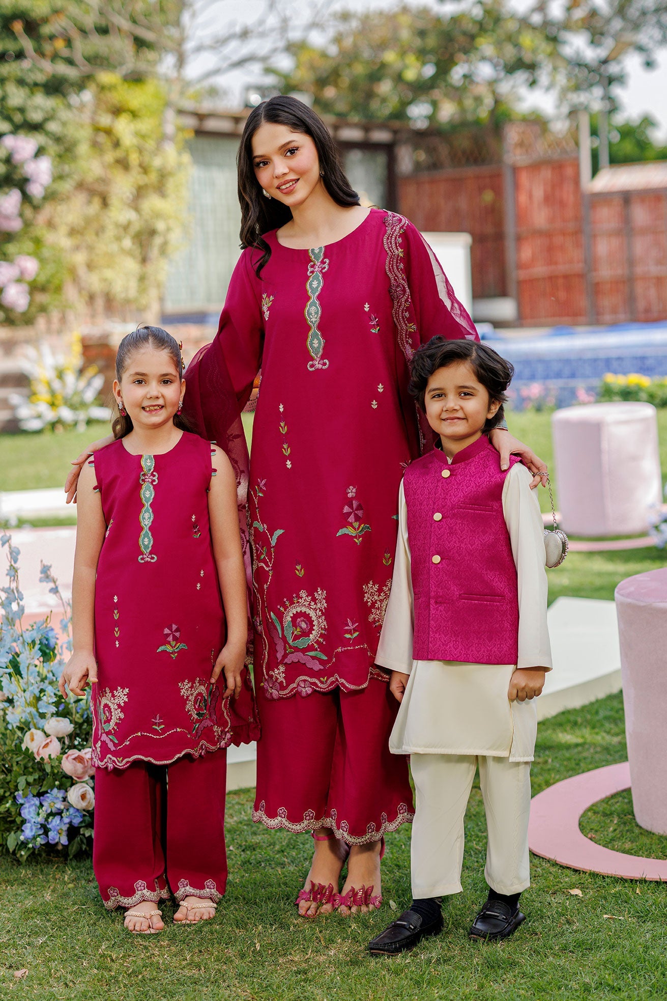 SS26DA-2903 MAGENTA 2PCS EMBROIDERED KURTA WITH TROUSER