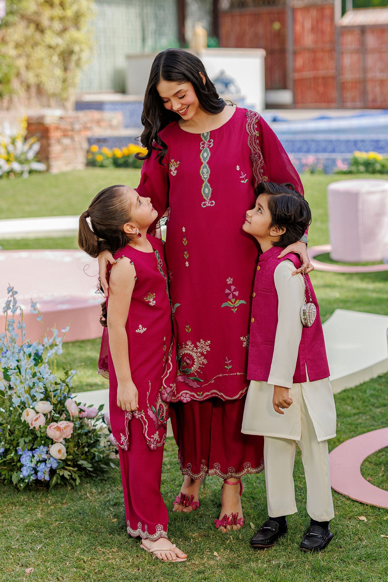 SS26DA-2903 MAGENTA 2PCS EMBROIDERED KURTA WITH TROUSER