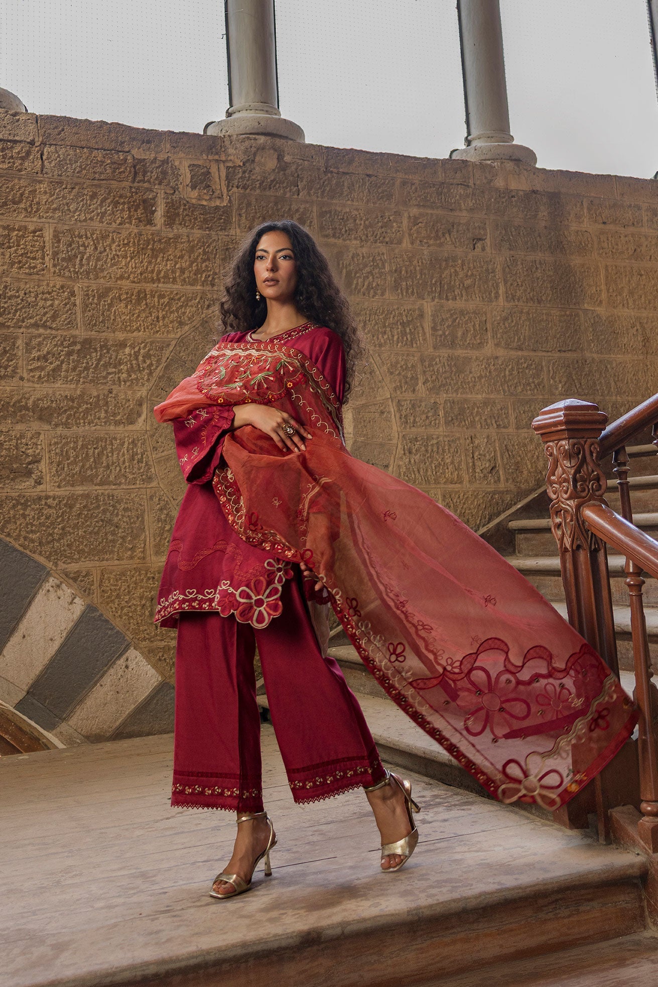SS26DA-2918 MAROON 2PCS EMBROIDERED KURTA WITH TROUSER
