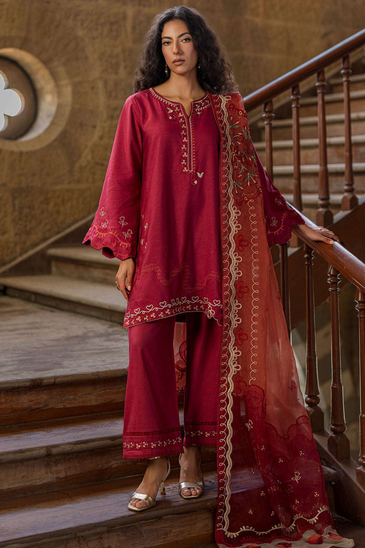 SS26DA-2918 MAROON 2PCS EMBROIDERED KURTA WITH TROUSER