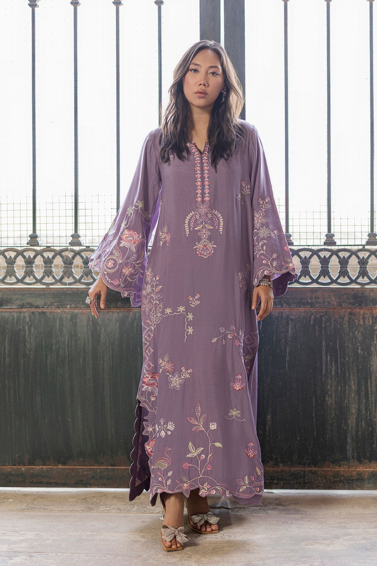 SS26DA-2919 LILAC - 1PCS - EMBROIDERED KAFTAN