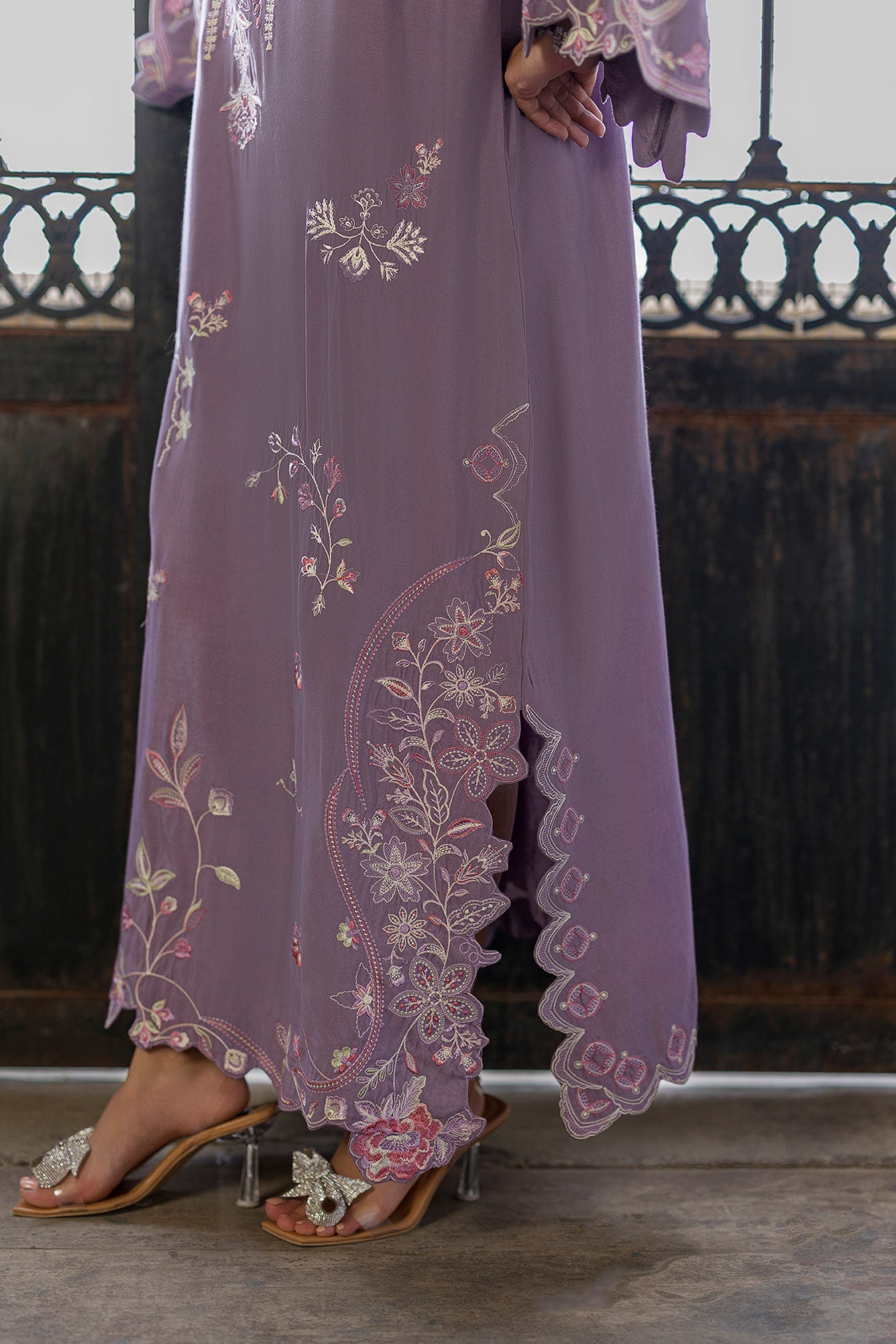 SS26DA-2919 LILAC - 1PCS - EMBROIDERED KAFTAN