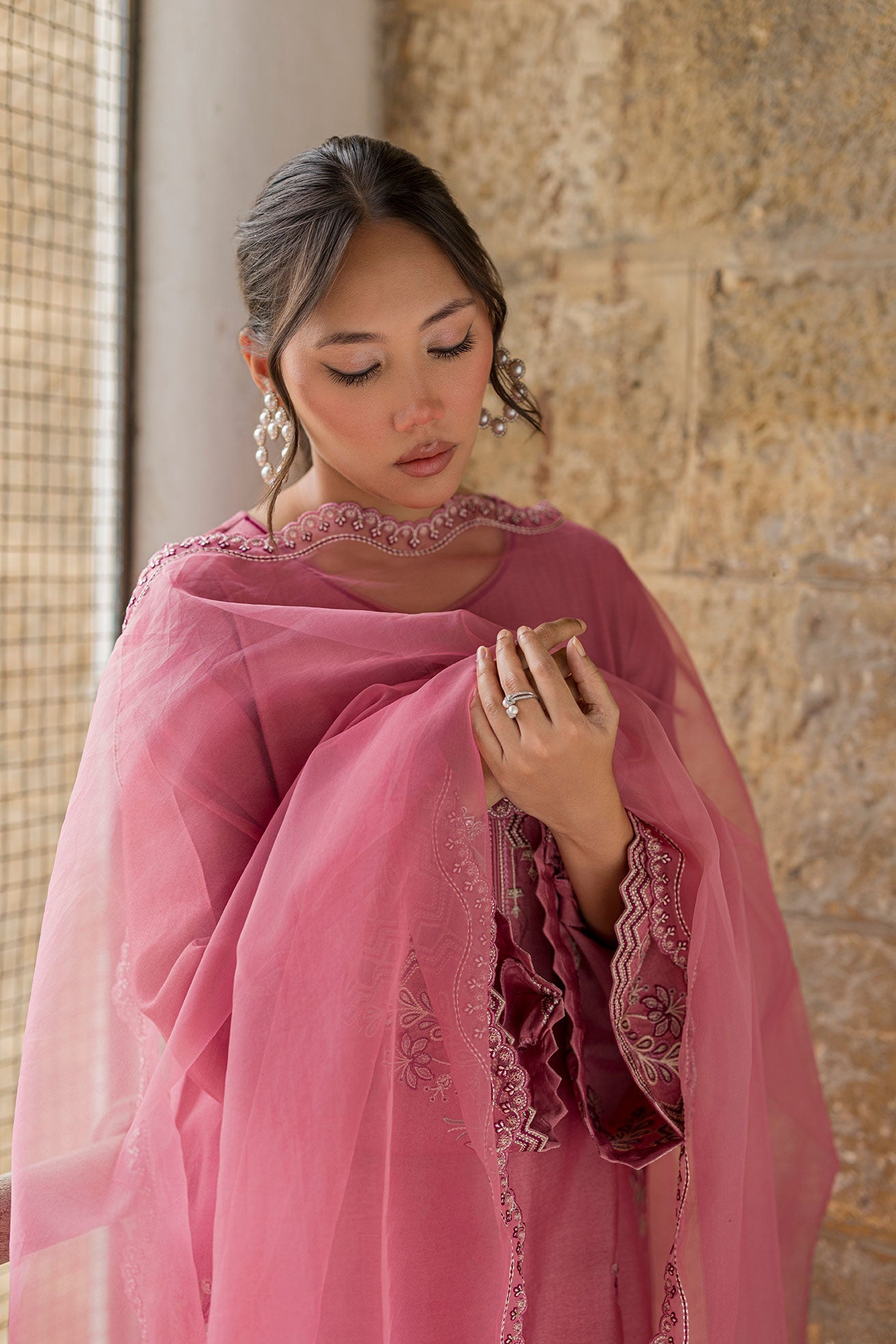 SS26DA-2926 PINK 2PCS EMBROIDERED KURTA WITH TROUSER
