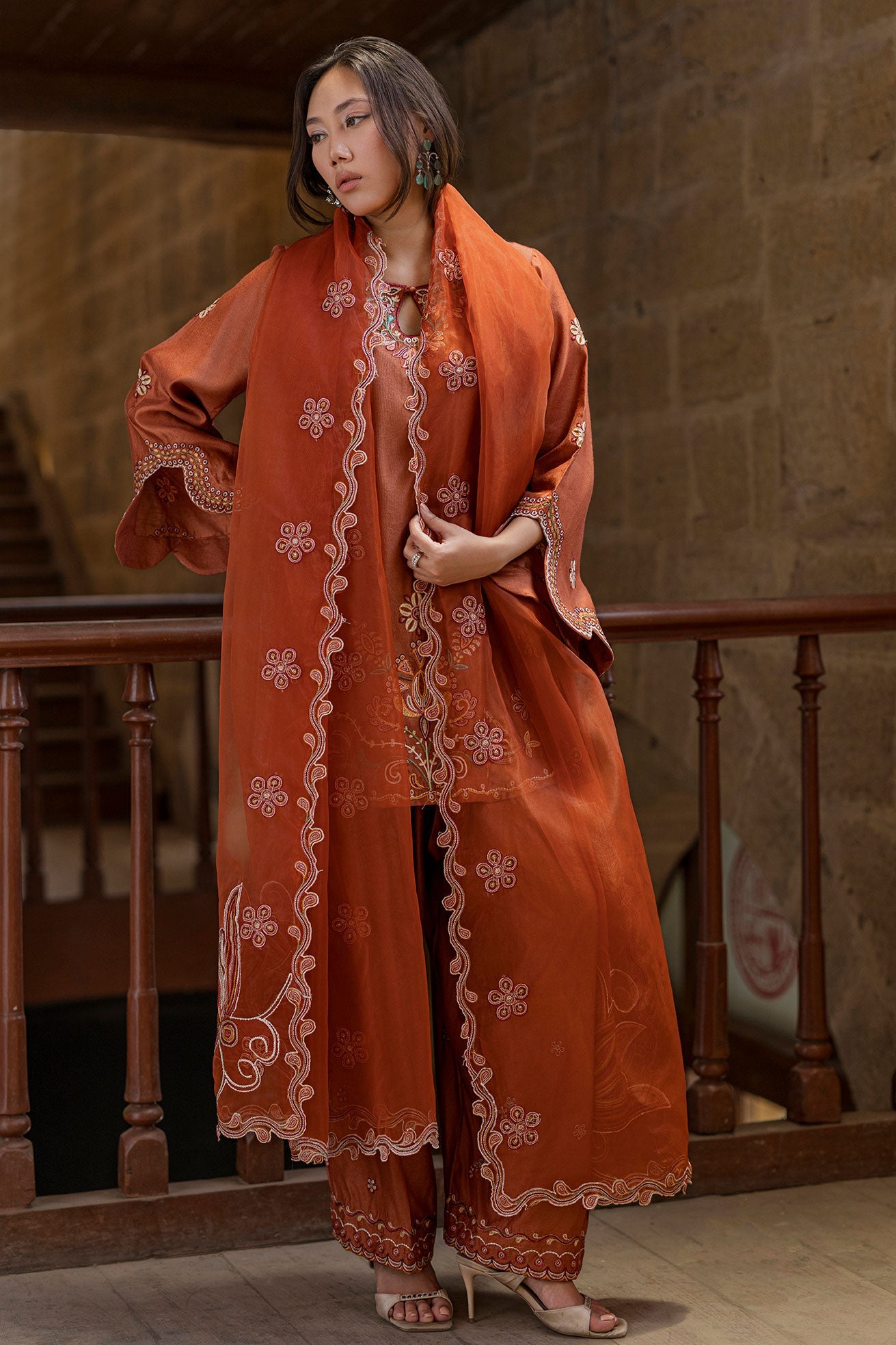 SS26DA-2927 RUST 2PCS EMBROIDERED KURTA WITH TROUSER