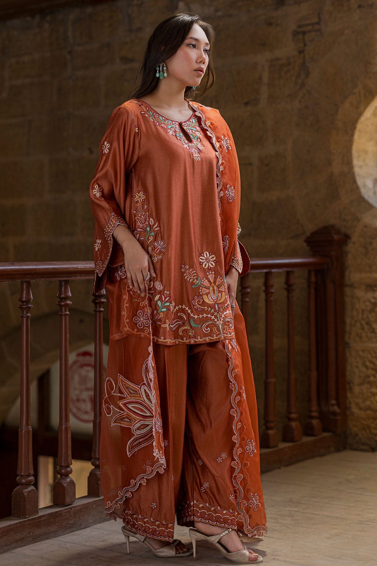 SS26DA-2927 RUST 2PCS EMBROIDERED KURTA WITH TROUSER
