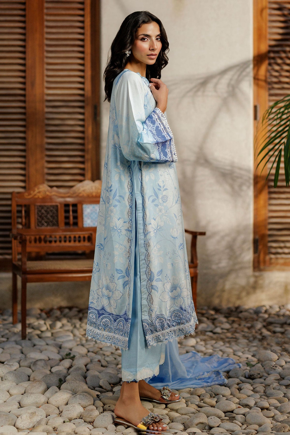 SS26DA-2942 SKY BLUE 2PCS EMBROIDERED KURTA WITH TROUSER