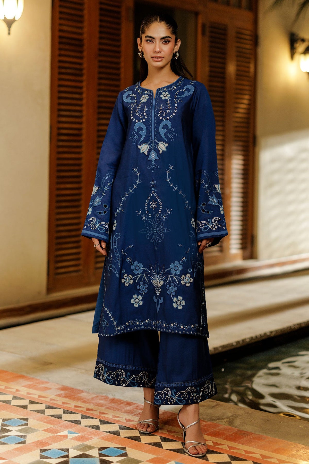 SS26DA-2944 BLUE 2PCS EMBROIDERED KURTA WITH TROUSER