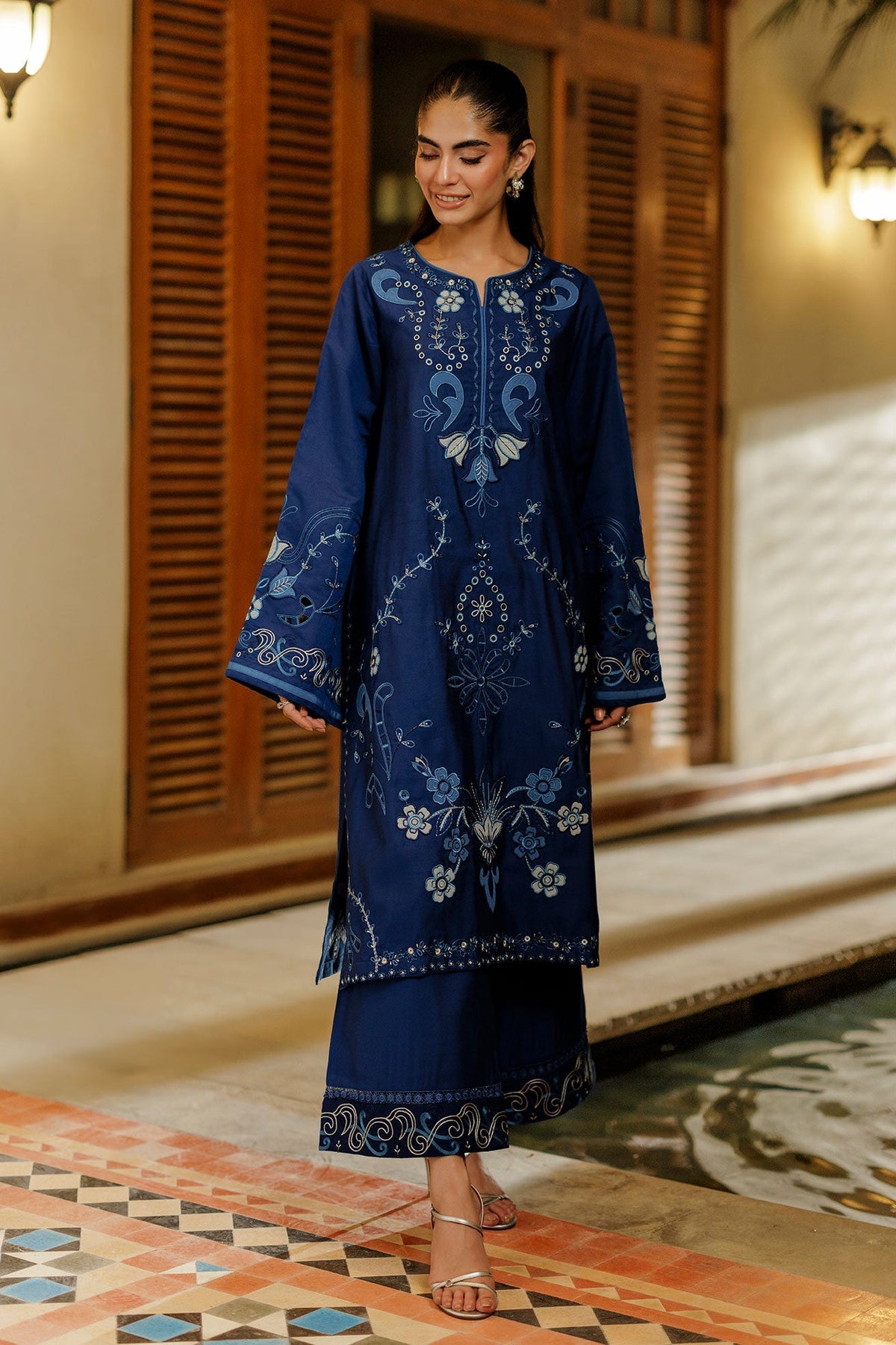 SS26DA-2944 BLUE 2PCS EMBROIDERED KURTA WITH TROUSER