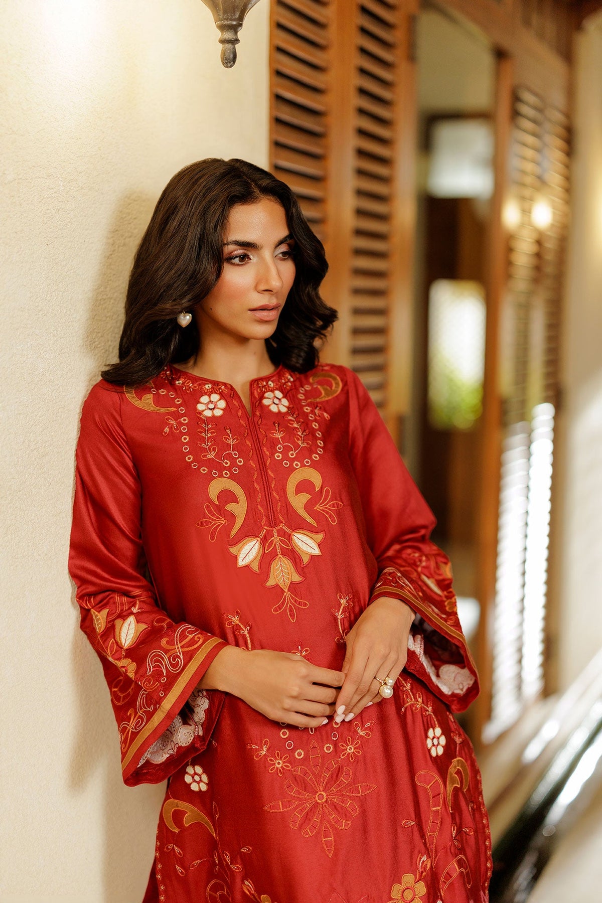 SS26DA-2945 RED 2PCS EMBROIDERED KURTA WITH TROUSER