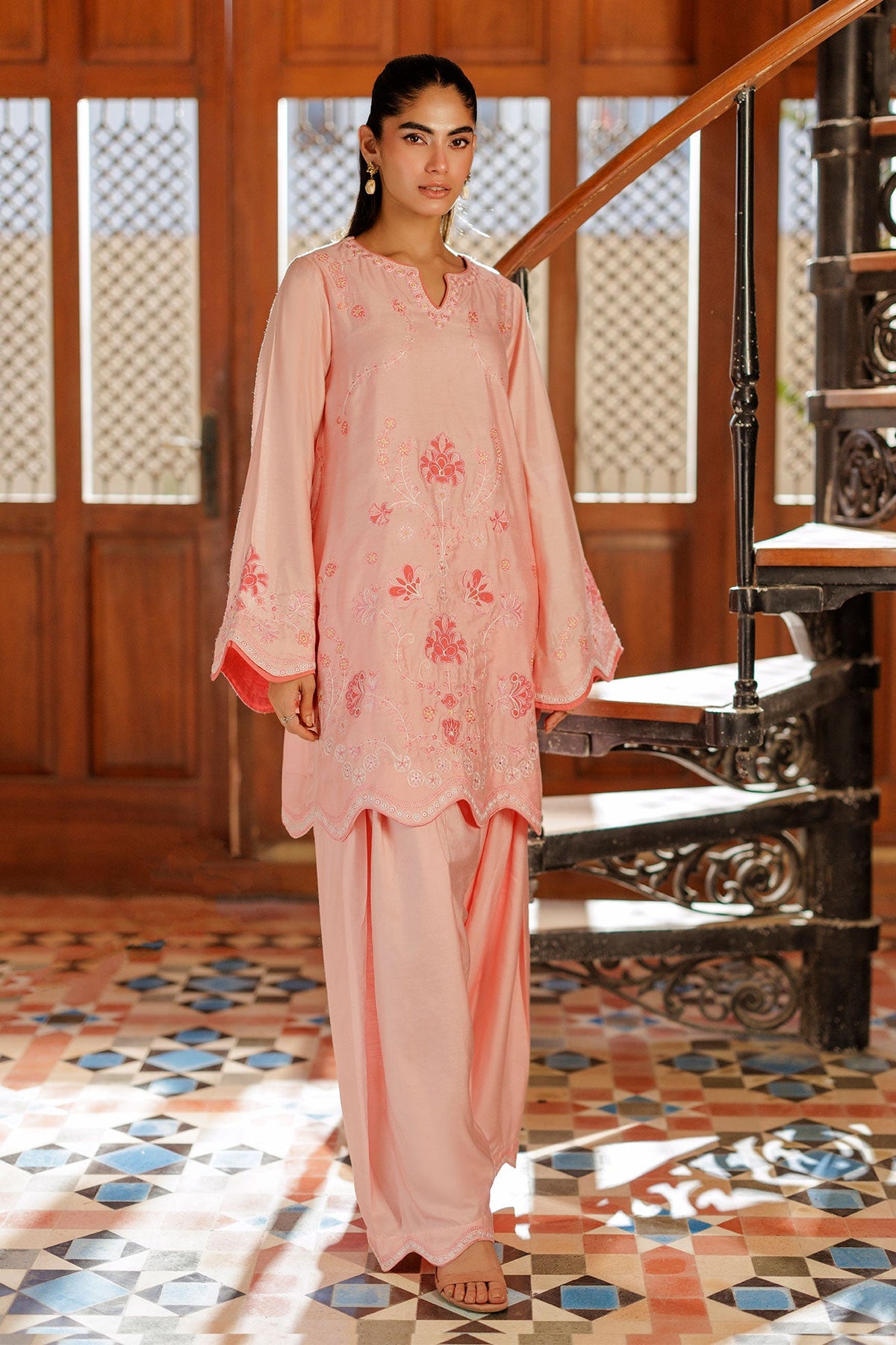 SS26DA-2946 PINK 2PCS EMBROIDERED KURTA WITH TROUSER
