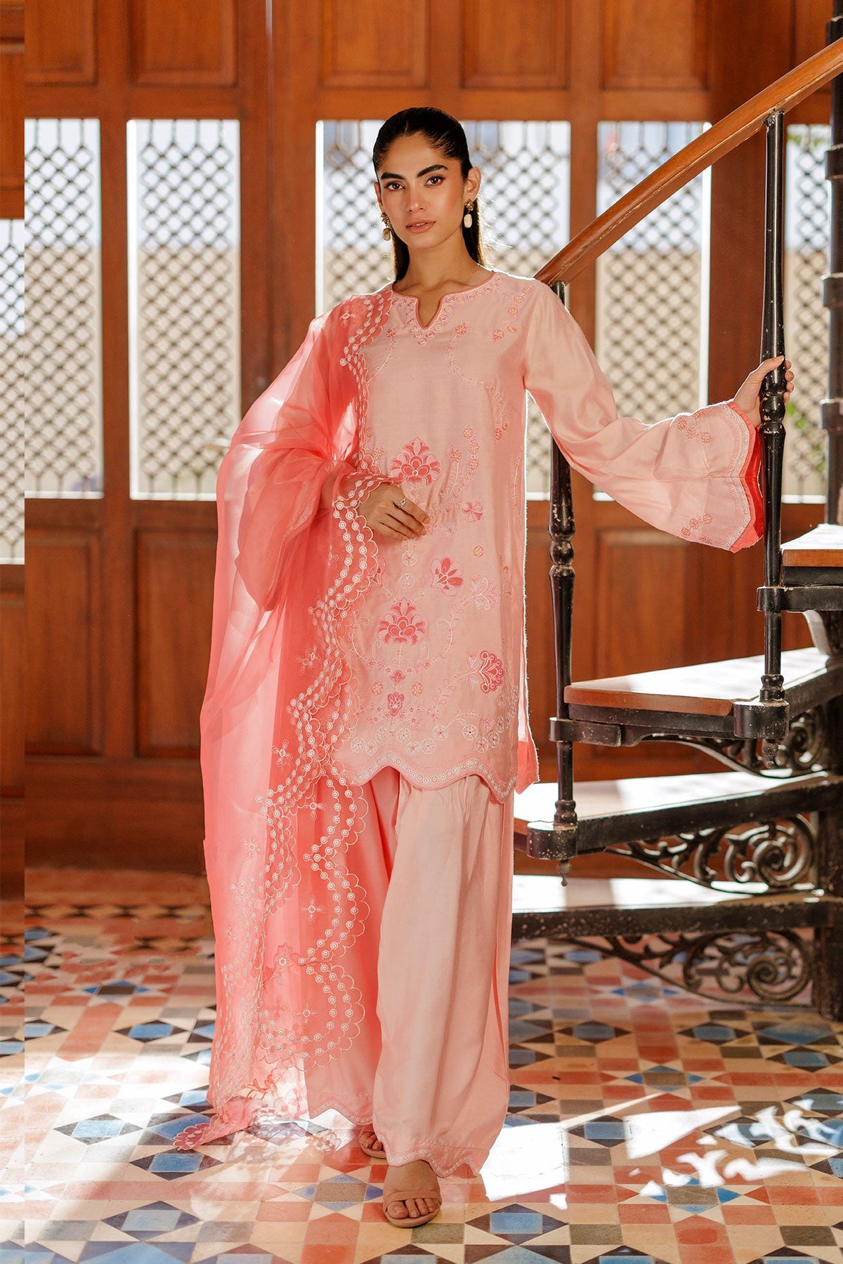 SS26DA-2946 PINK 2PCS EMBROIDERED KURTA WITH TROUSER