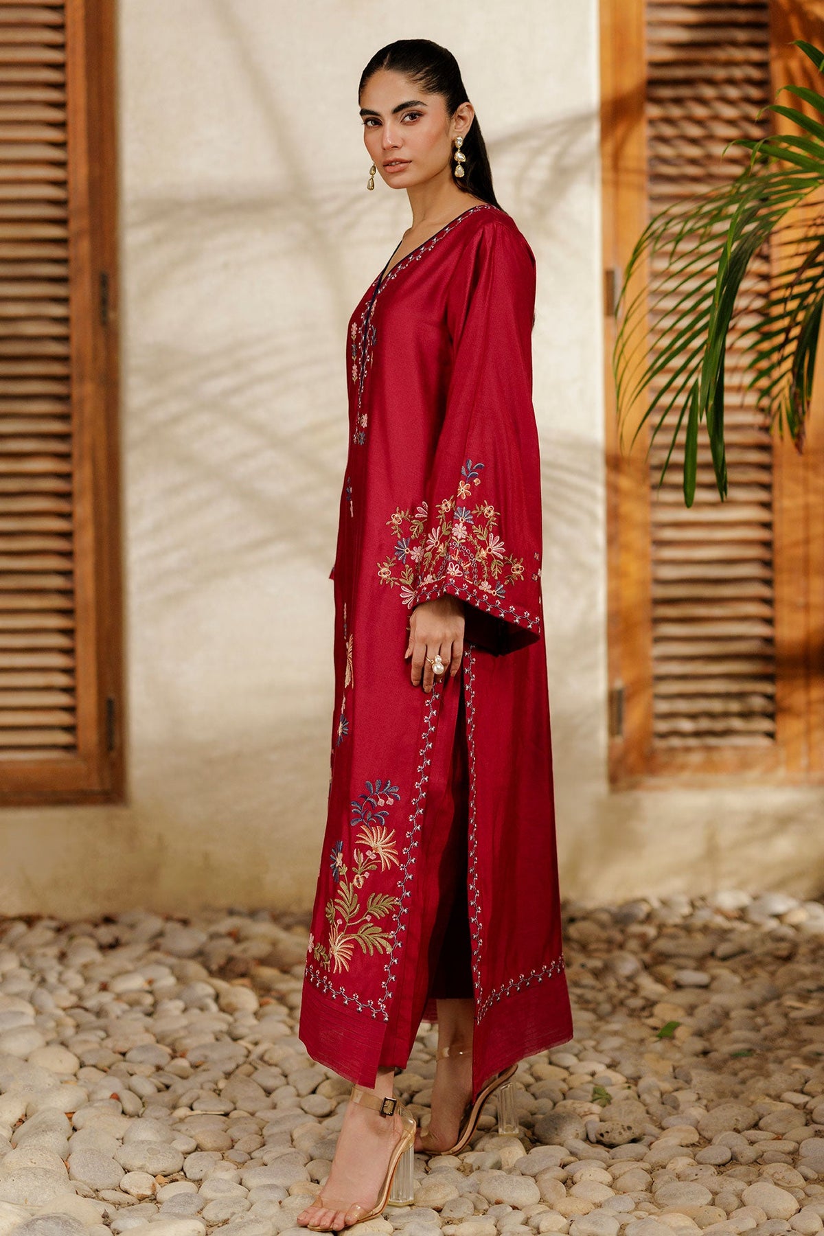 SS26DA-2948 MAGENTA 2PCS EMBROIDERED KURTA WITH TROUSER