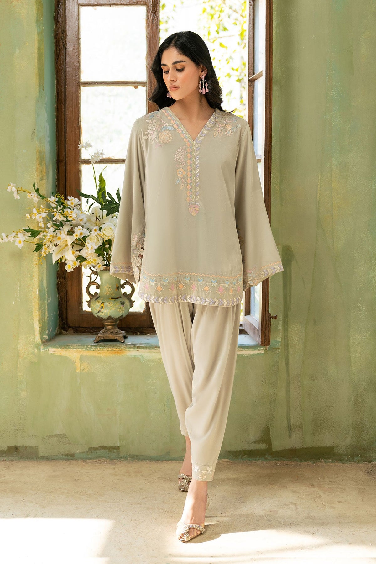 FW26DA-3018 ICE GREY 2PCS EMBROIDERED KURTA WITH TROUSER
