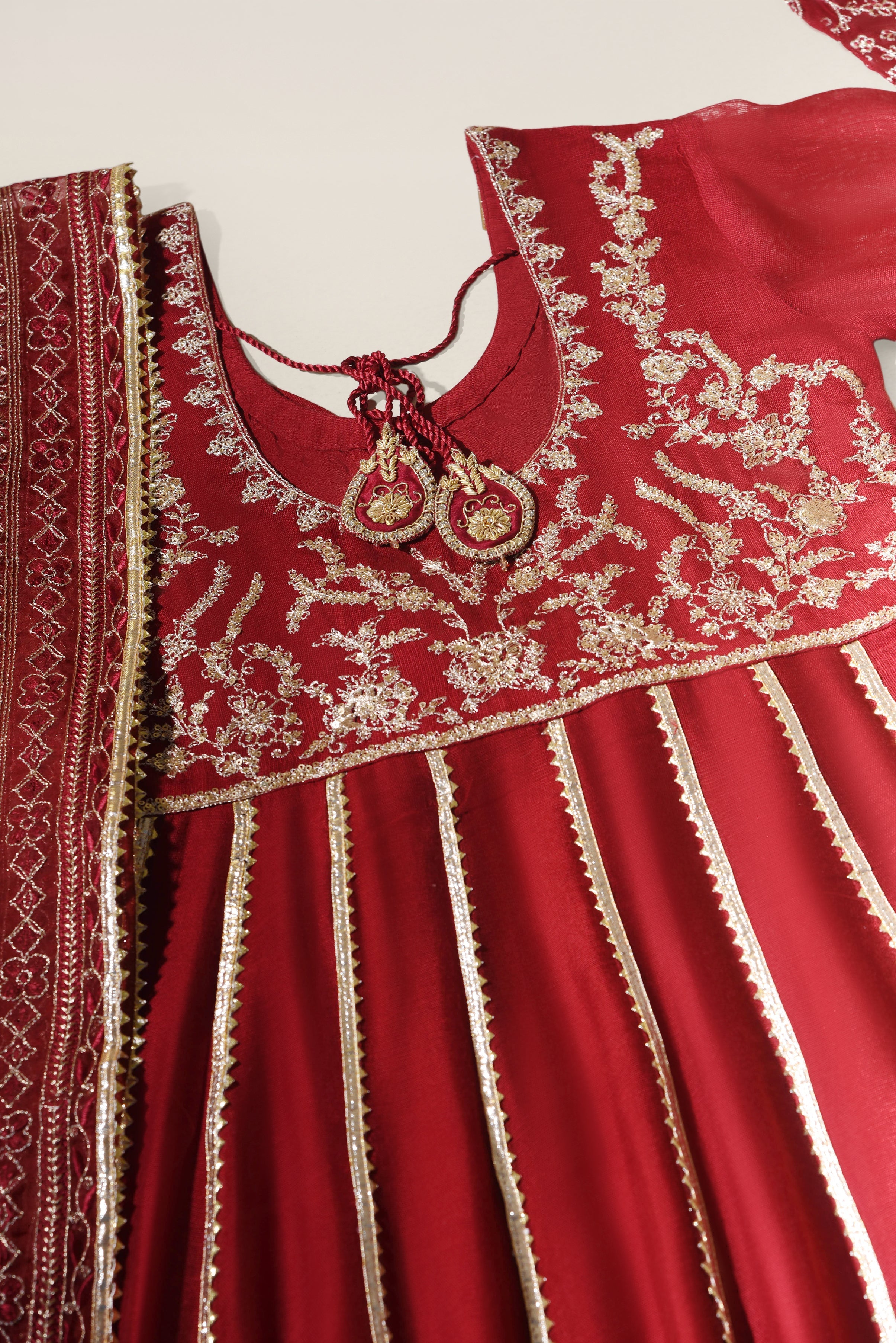 Crimson Pishwas