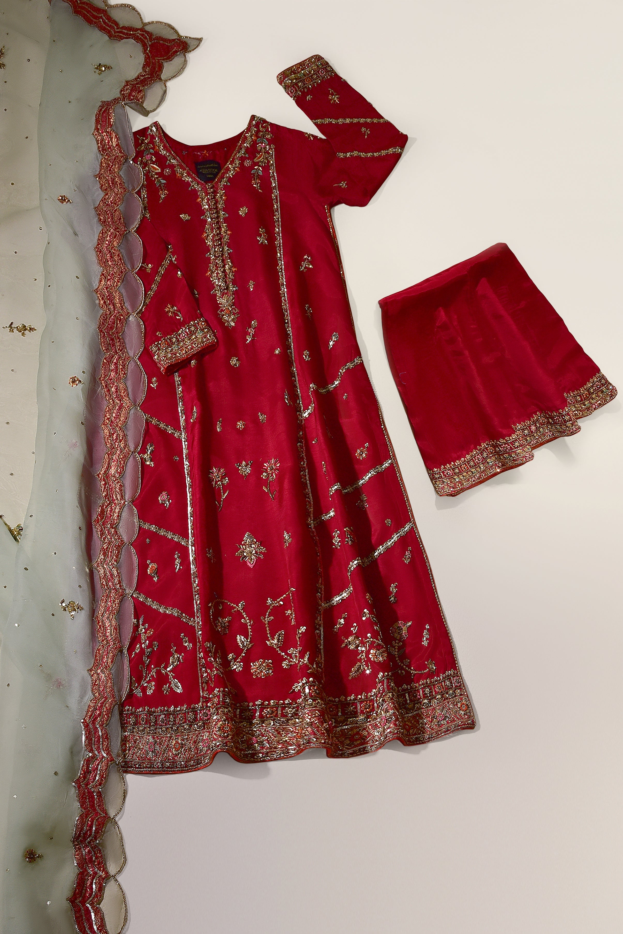 Layali Maroon