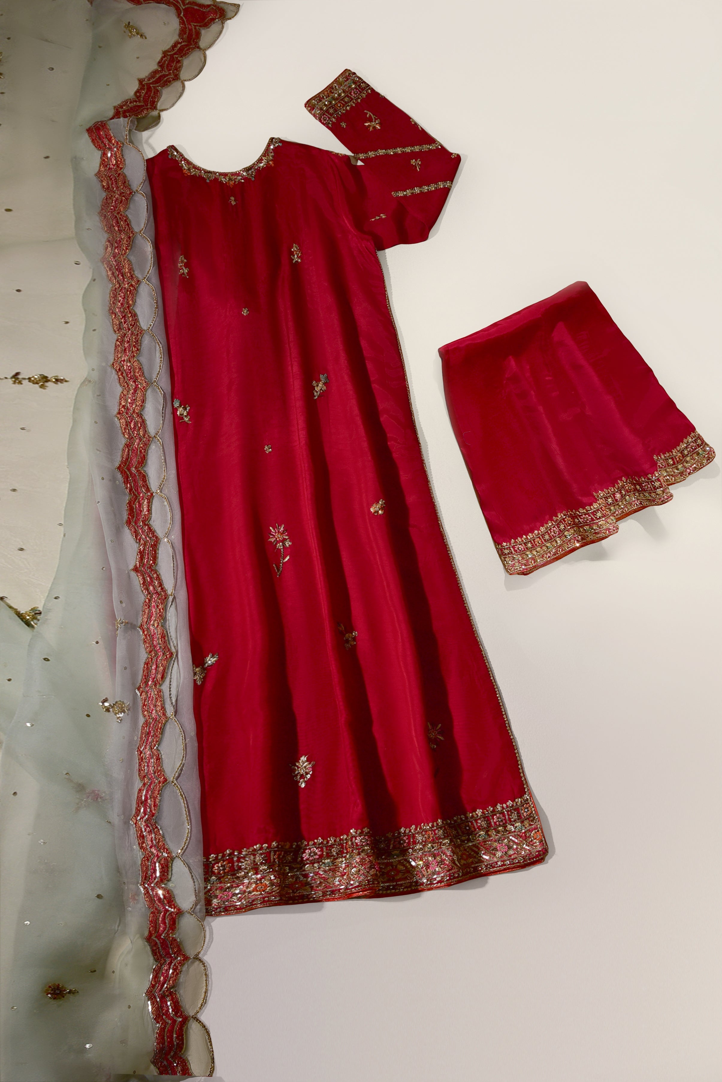Layali Maroon