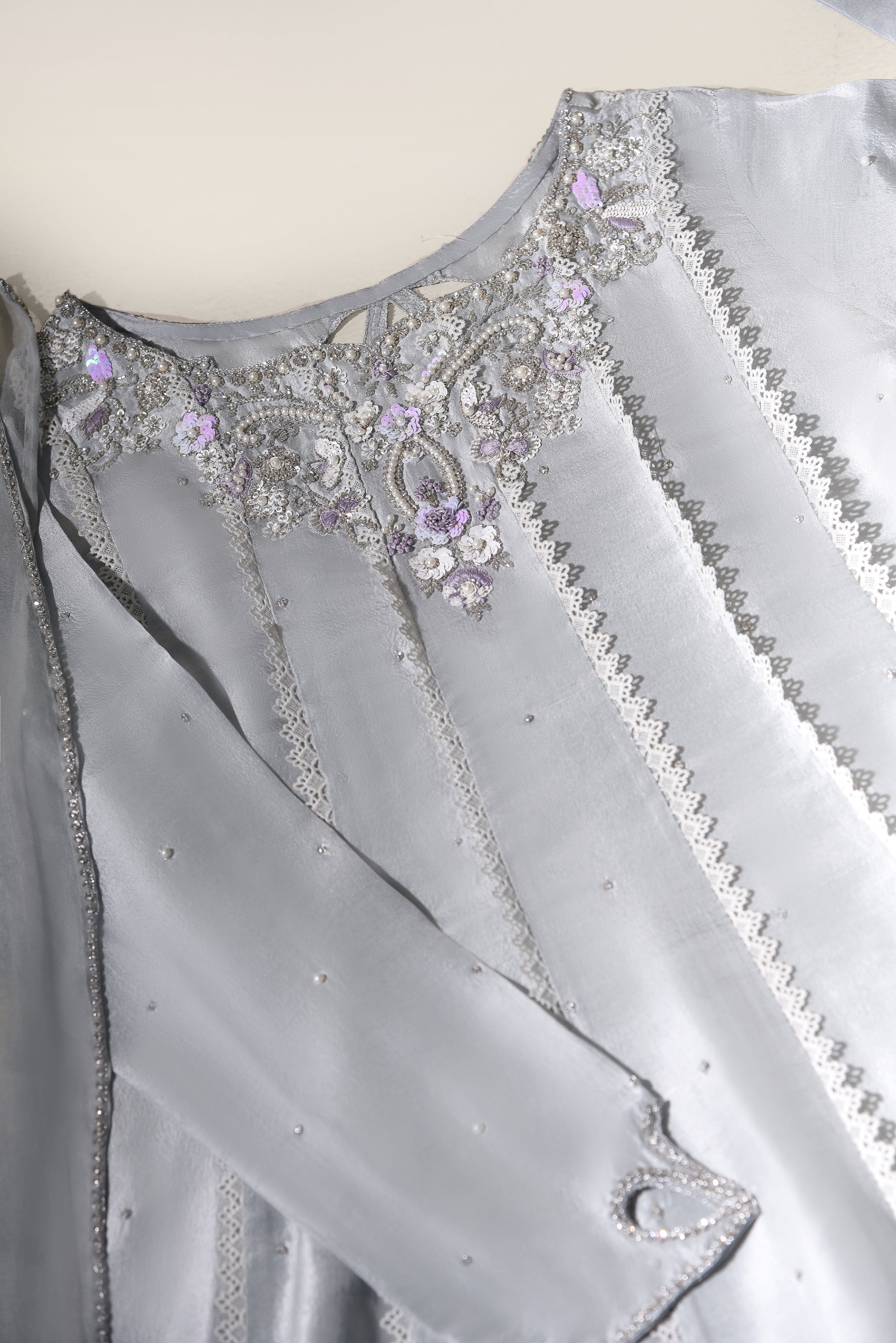 ( NEW ) Avana Grey