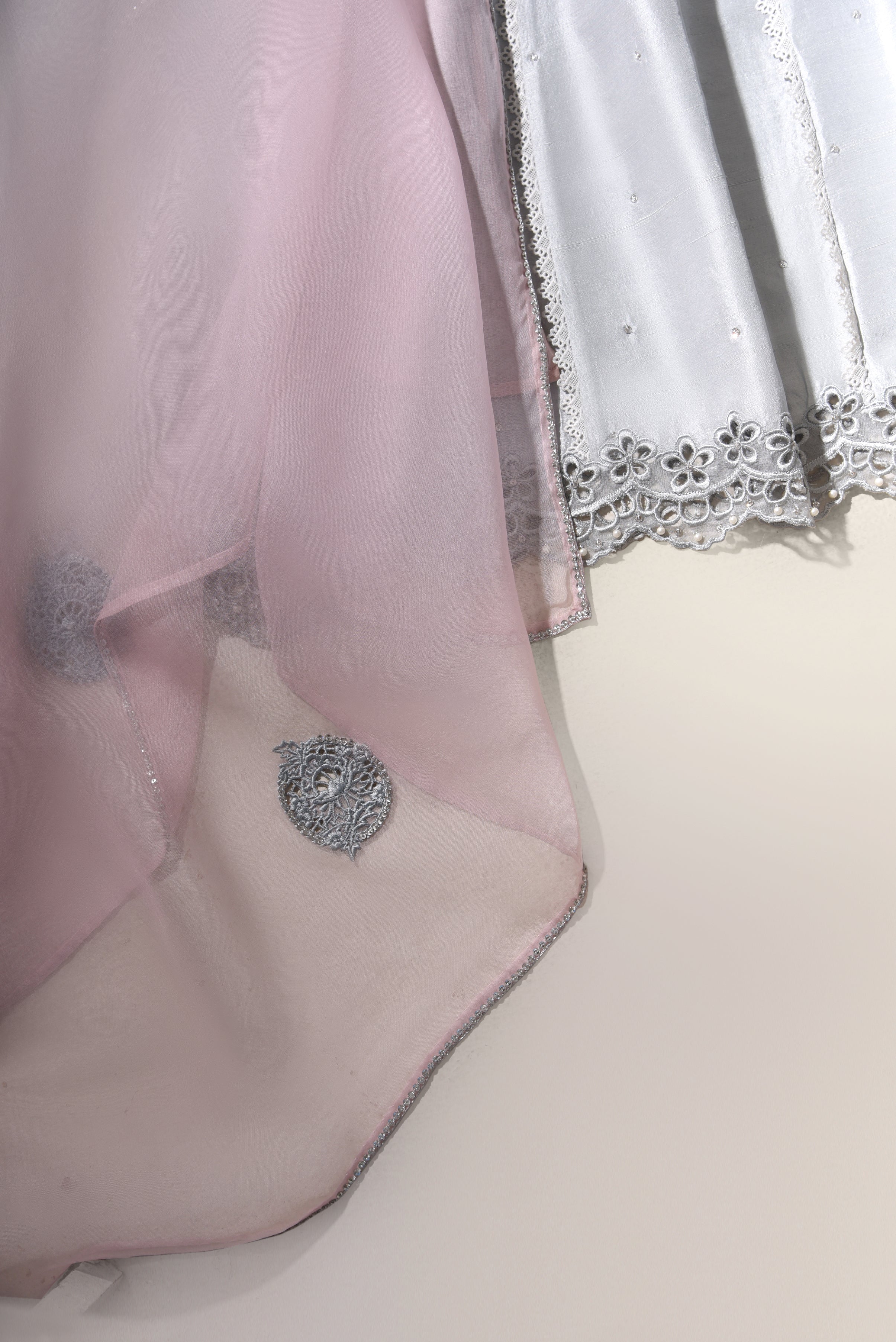 ( NEW ) Avana Grey