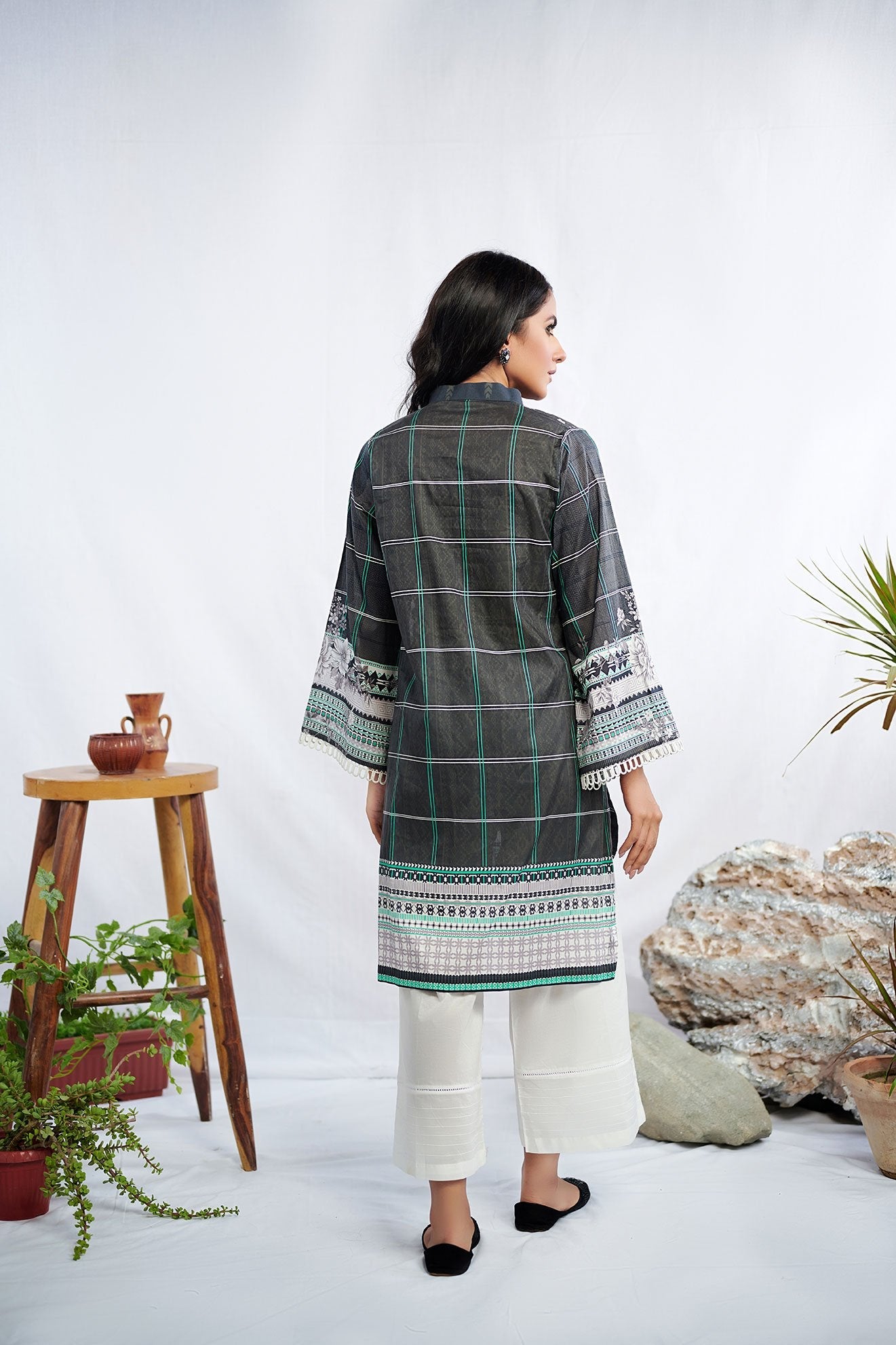 https://cdn.shopify.com/s/files/1/0587/3080/7460/products/DC-0363-4.jpg?v=1736415949