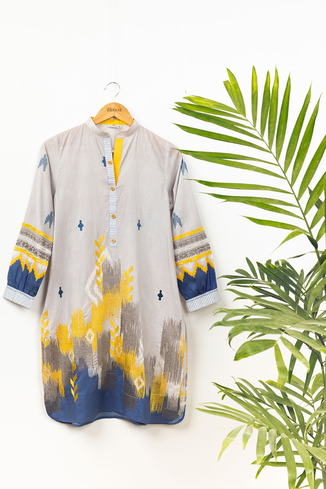 https://cdn.shopify.com/s/files/1/0587/3080/7460/products/DC-0374-2.jpg?v=1736415940