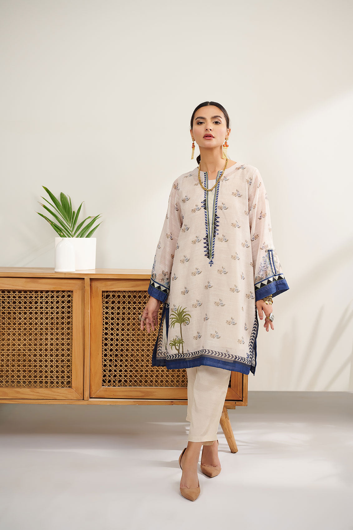 DC-0387 BEIGE 2PCS EMBROIDERED KURTA WITH TROUSER