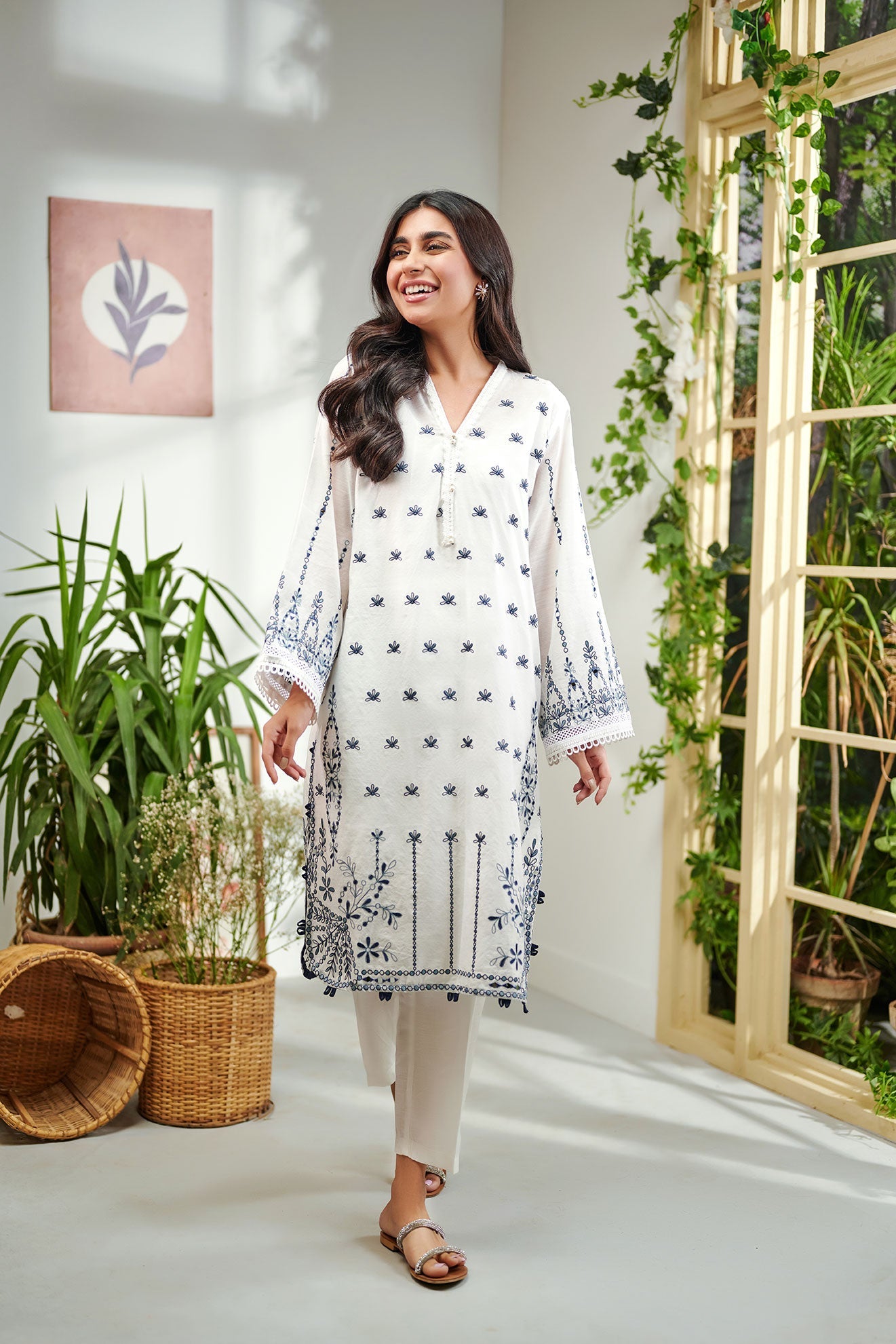 https://cdn.shopify.com/s/files/1/0587/3080/7460/products/DC-2001_2.jpg?v=1736415760