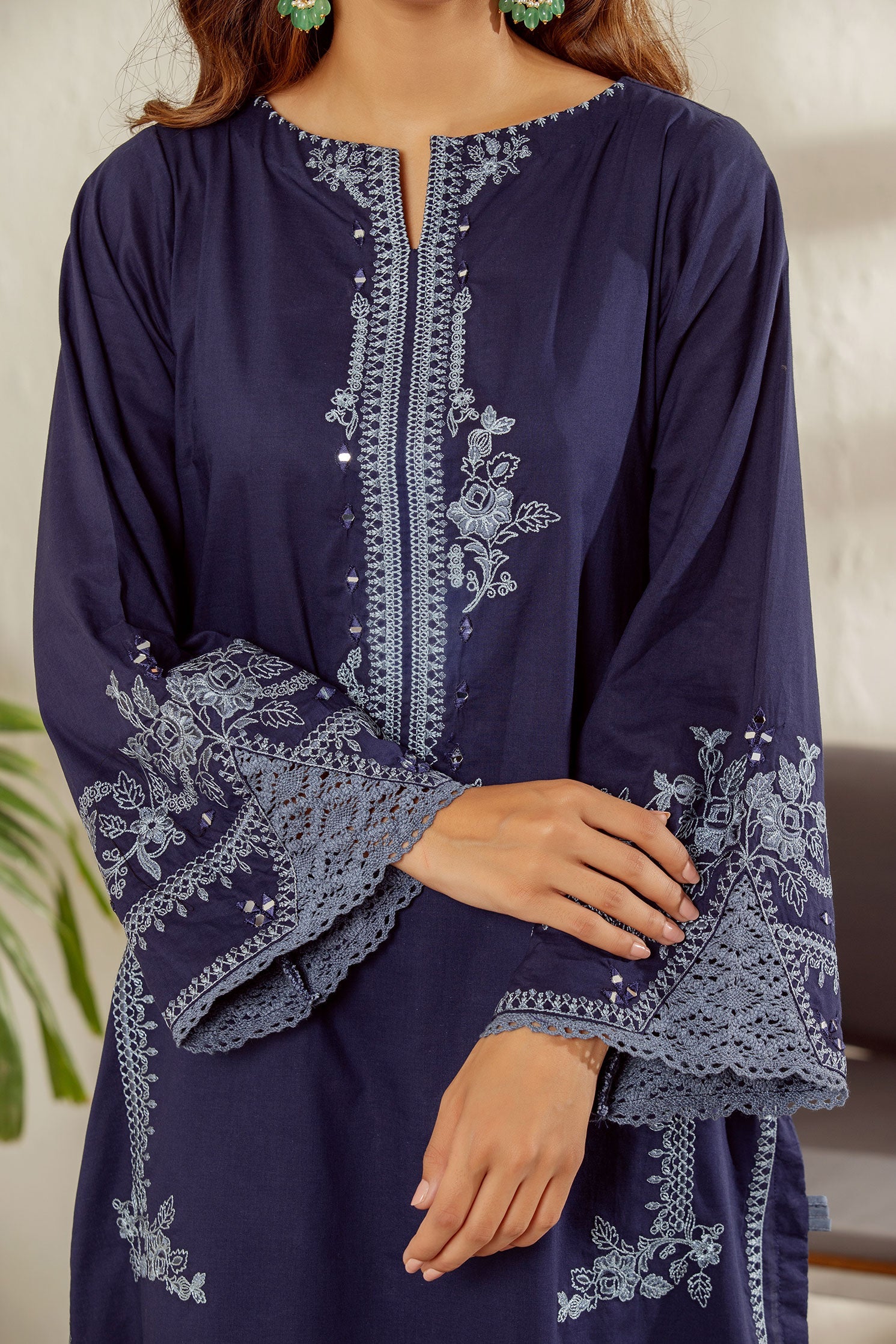 https://cdn.shopify.com/s/files/1/0587/3080/7460/products/DC-2010-_8.jpg?v=1736415778