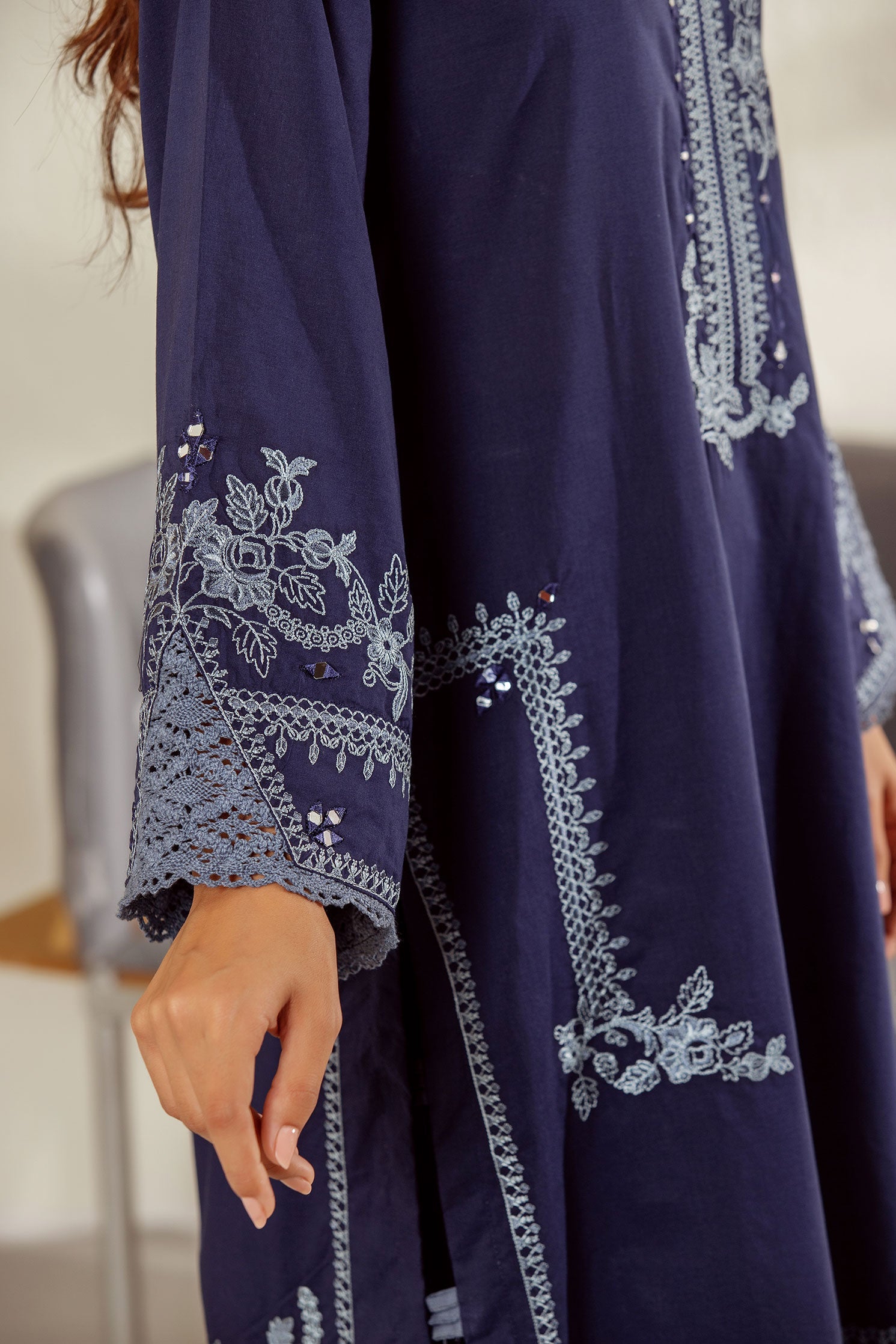 https://cdn.shopify.com/s/files/1/0587/3080/7460/products/DC-2010-_9.jpg?v=1736415778