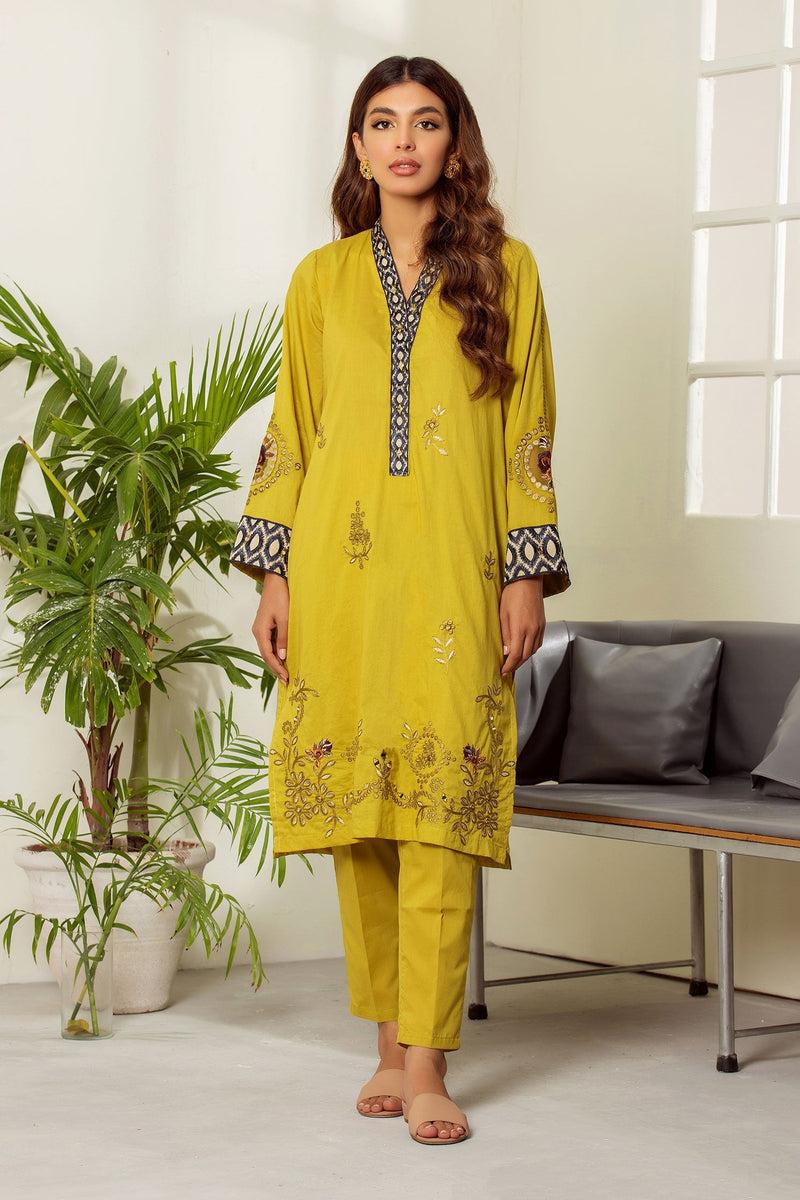 DC-2017 GREEN 2PCS EMBROIDERED KURTA WITH TROUSER