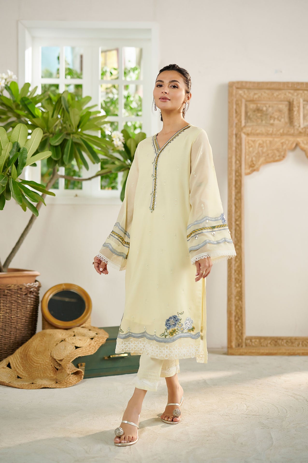 https://cdn.shopify.com/s/files/1/0587/3080/7460/products/DC-2082_2.jpg?v=1736415396