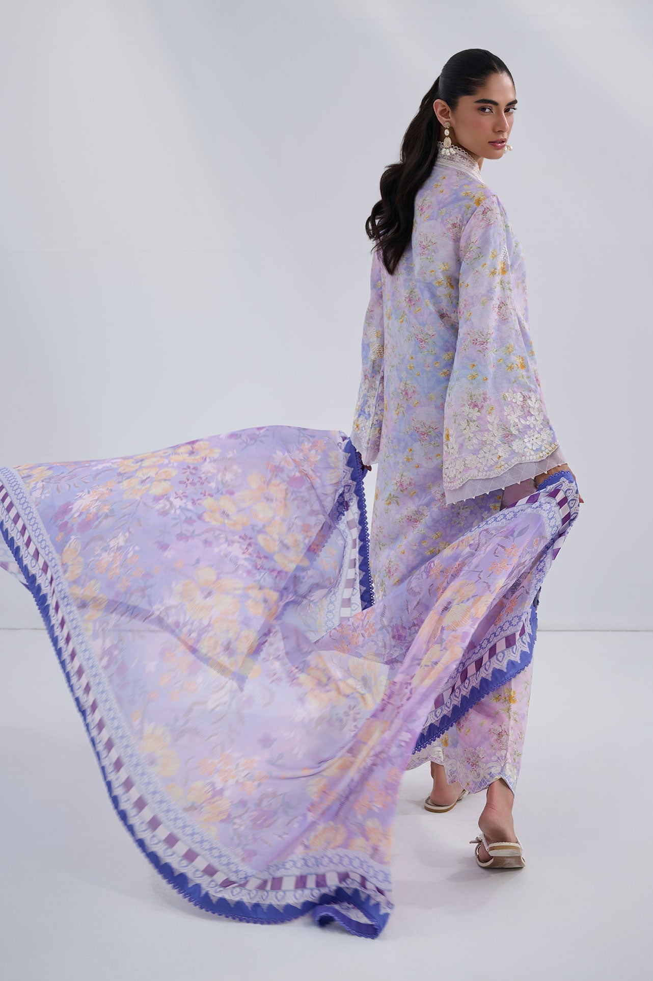 SS25DC-2556 PURPLE COTTON JACQUARD 2PCS EMBROIDERED KURTA WITH TROUSER