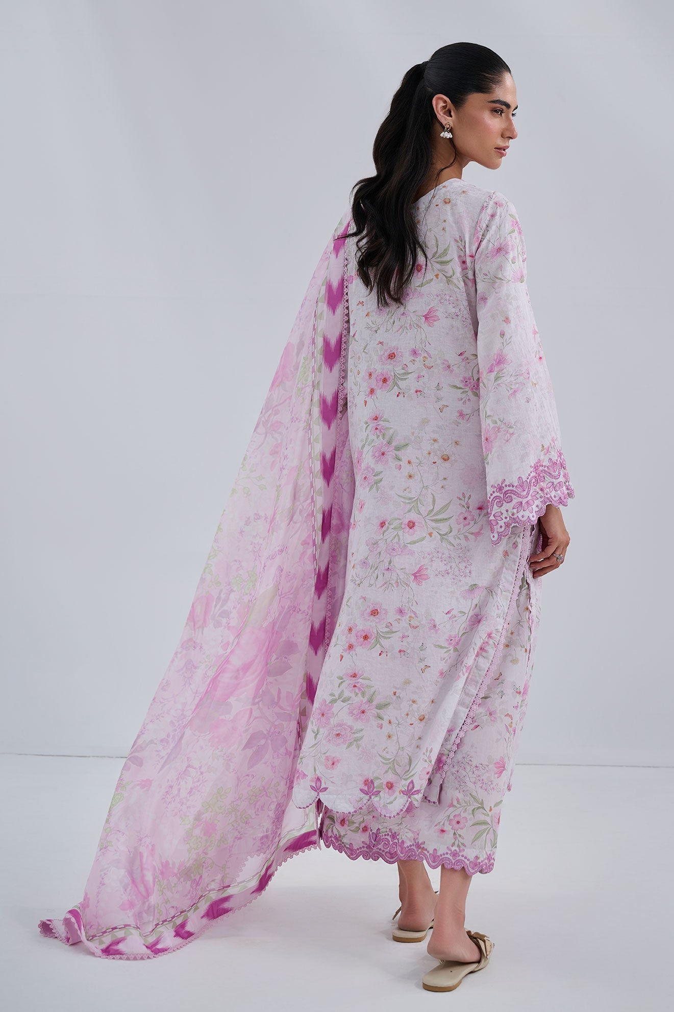 SS25DC-2557 PINK COTTON JACQUARD 2PCS EMBROIDERED KURTA WITH TROUSER