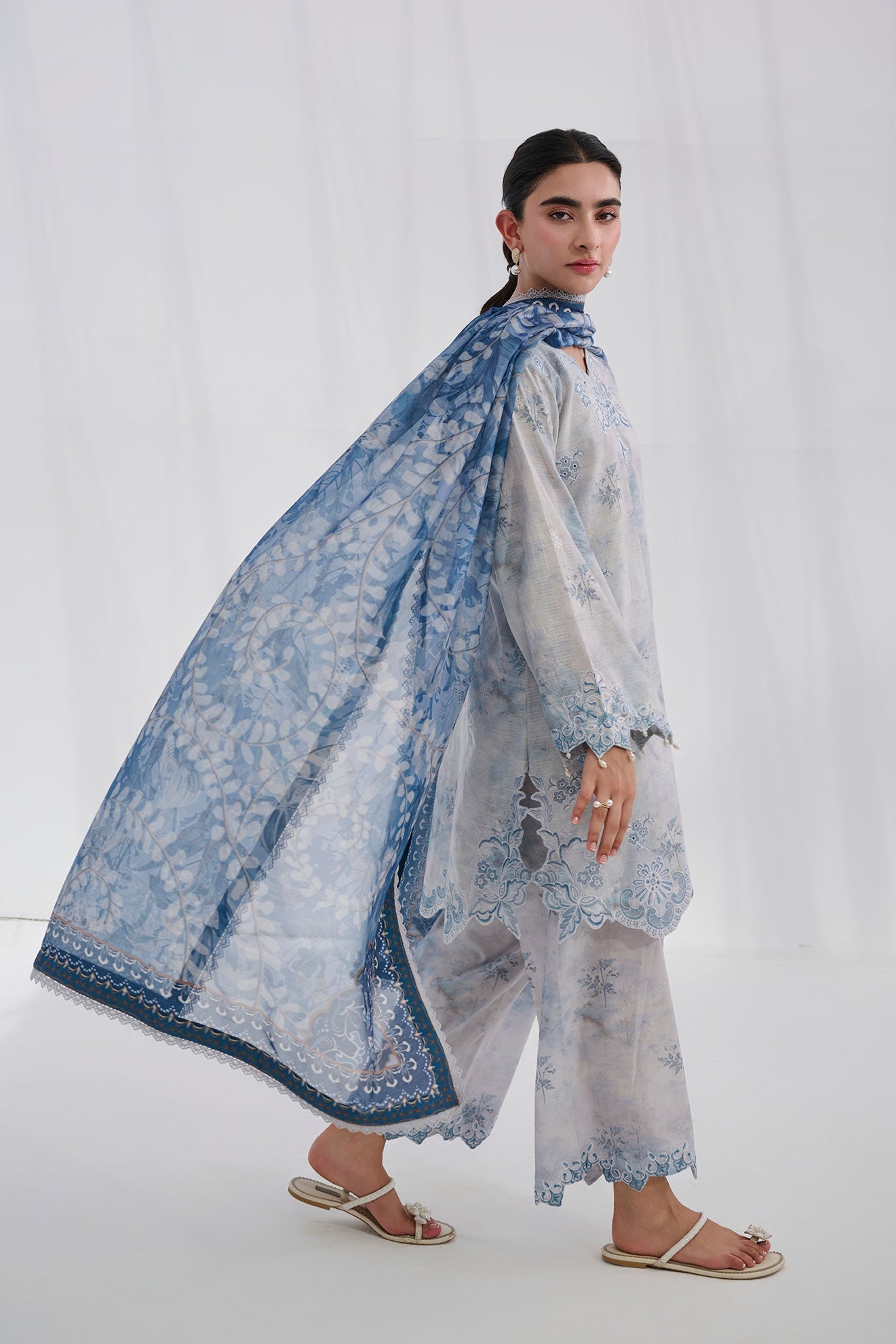 SS25DD-2562 GREY PRINTED DUPATTA