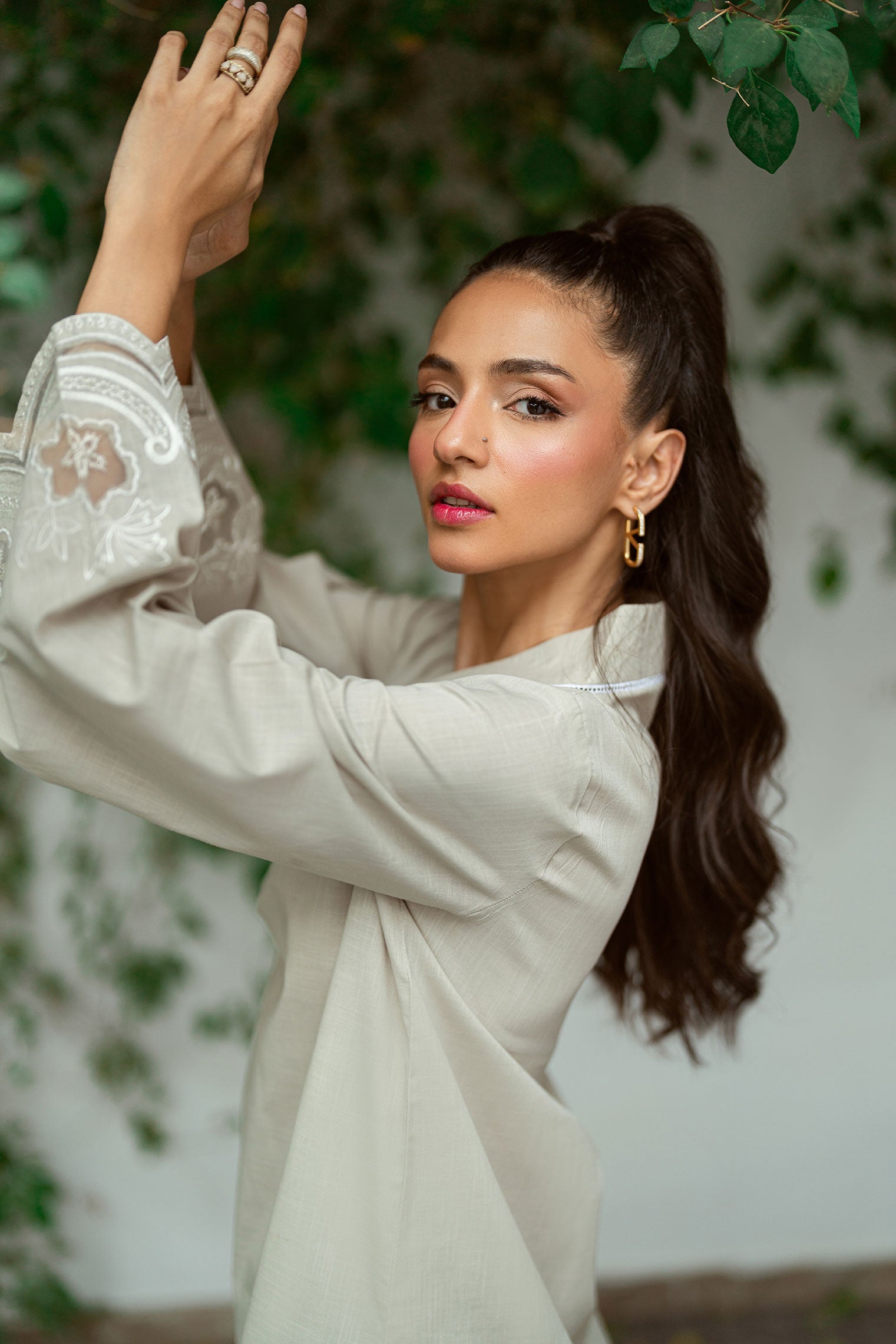 SS25DC-2570 GREY 2PCS EMBROIDERED KURTA WITH TROUSER
