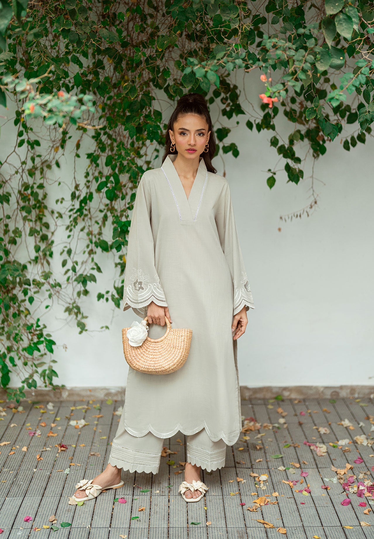 SS25DC-2570 GREY 2PCS EMBROIDERED KURTA WITH TROUSER