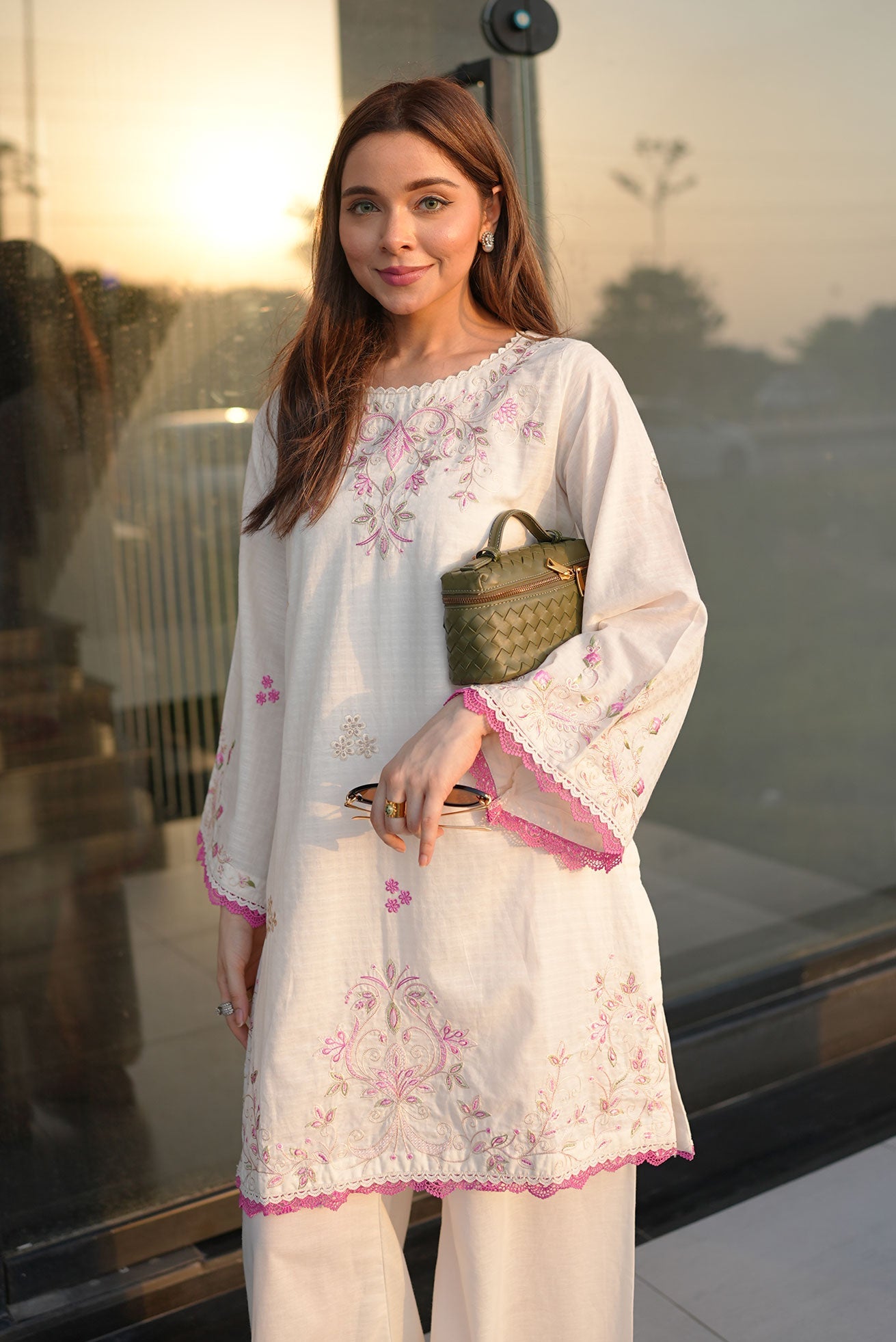 SS26DC-2592 - OFF WHITE - COTTON JACQUARD - 2PCS - EMBROIDERED KURTA WITH TROUSER
